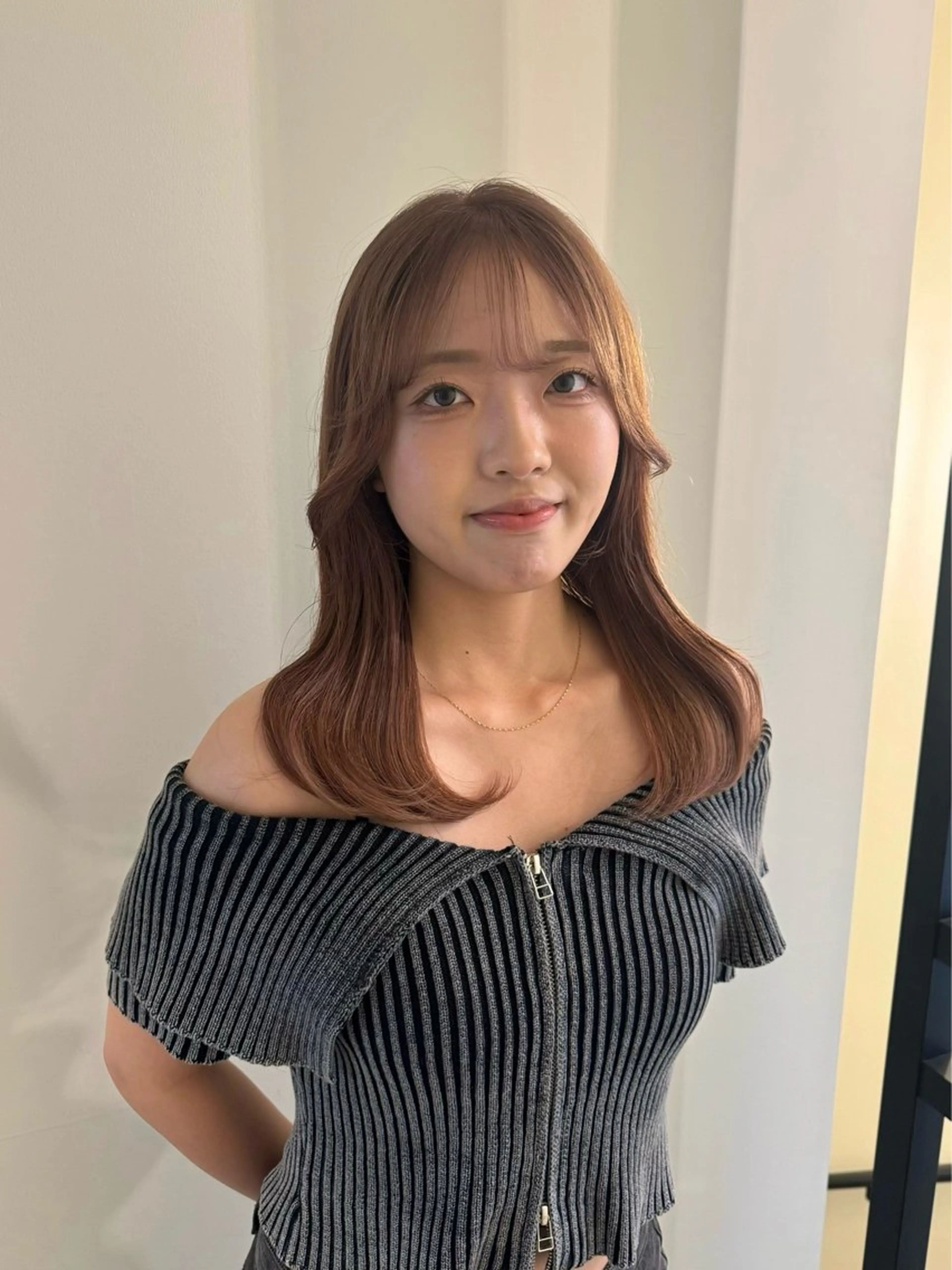 ロング ヘアカラー 内沼 恵留菜のヘアスタイル