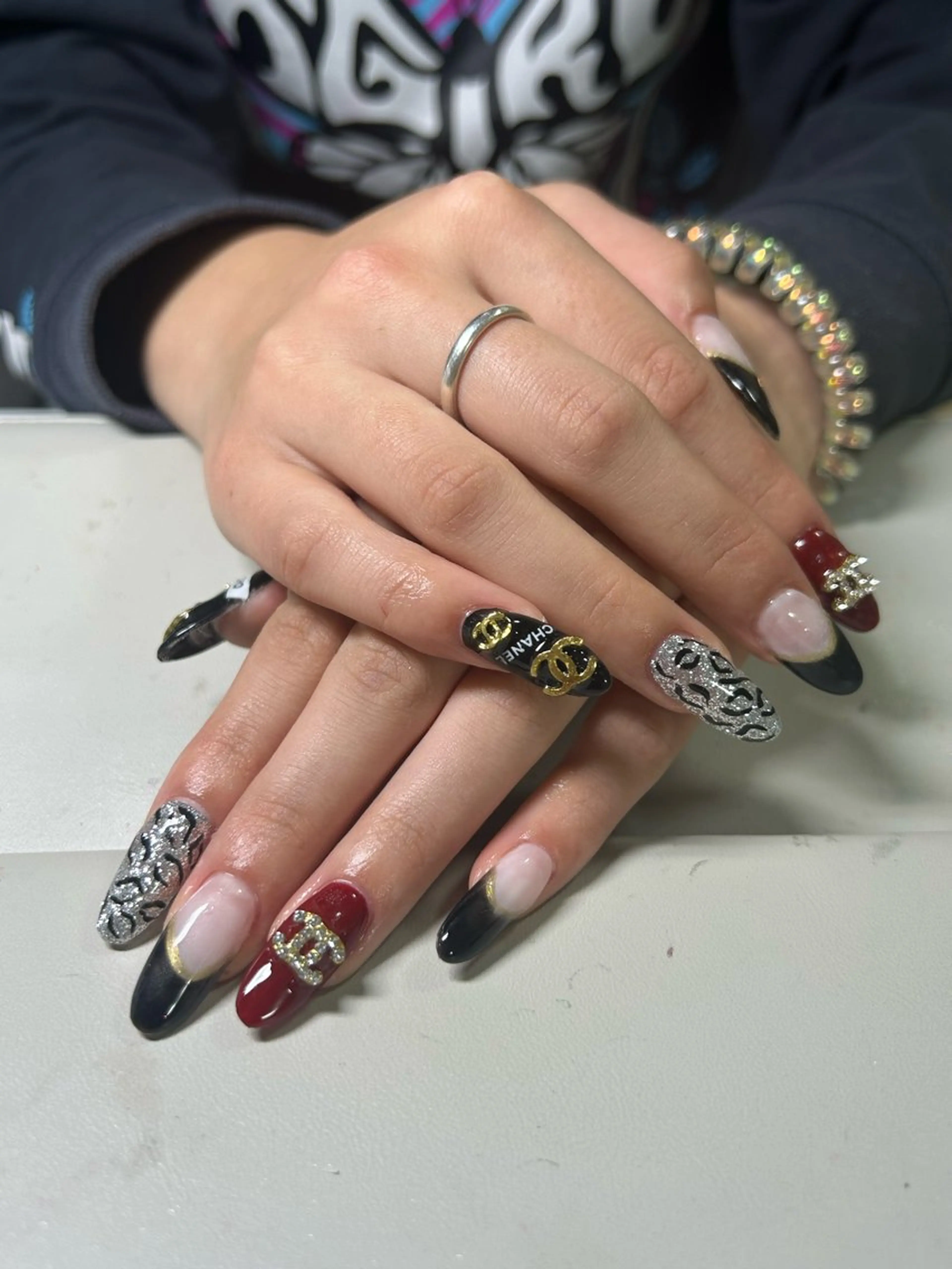 ネイル ハンドネイル コウ ヨウのネイルデザイン