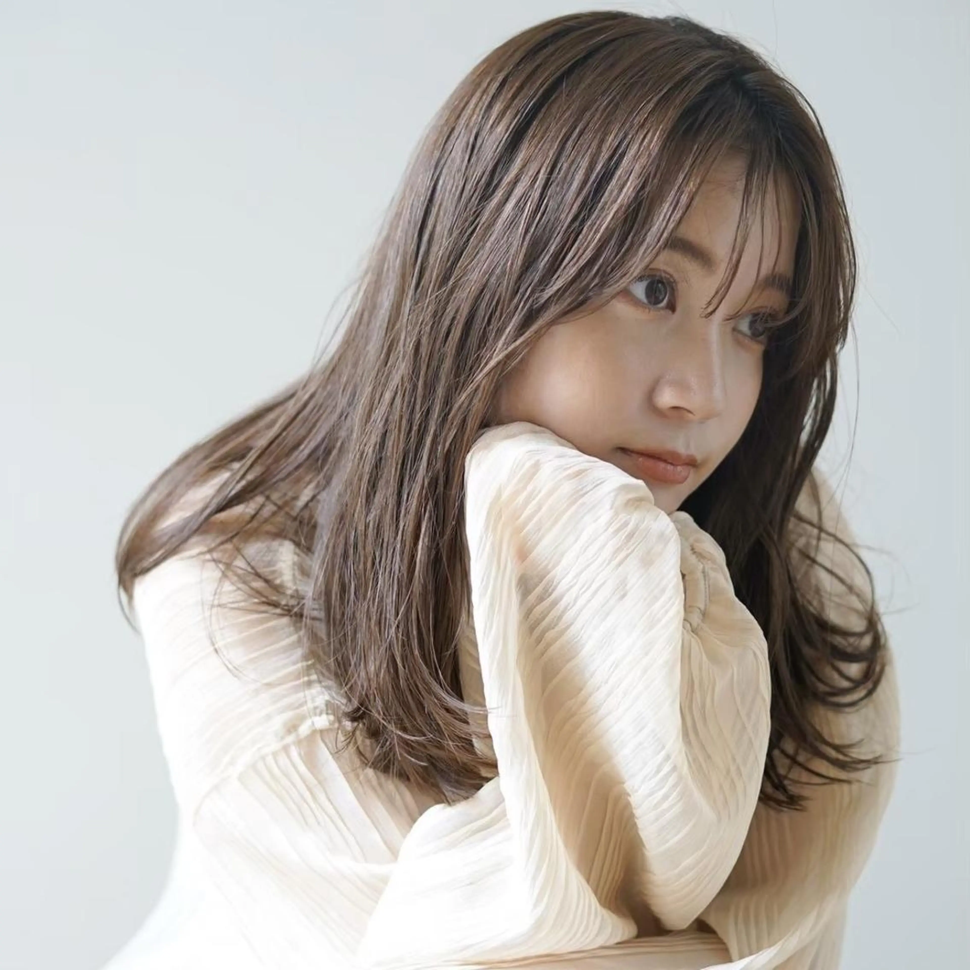 セミロング カラー ヘアアレンジ ブリーチ トリートメント ヘアカラー トリートメント 🌱カラー&トリート メント🌱SOUTAのヘアスタイル