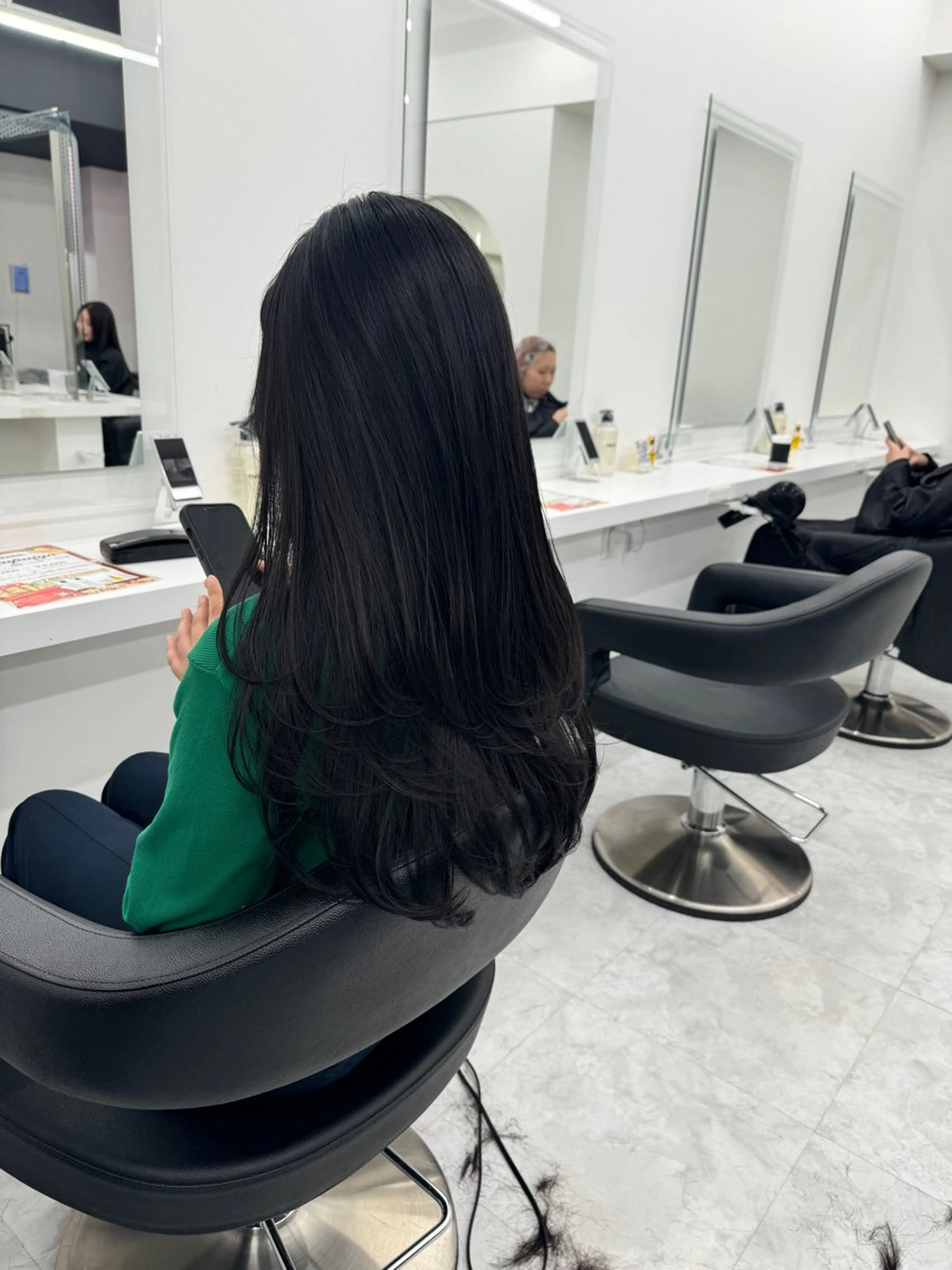 ロング カラー カット ヘアカラー トリートメント 💖透明感カラー＆暗 髪専門💖Akariのヘアスタイル