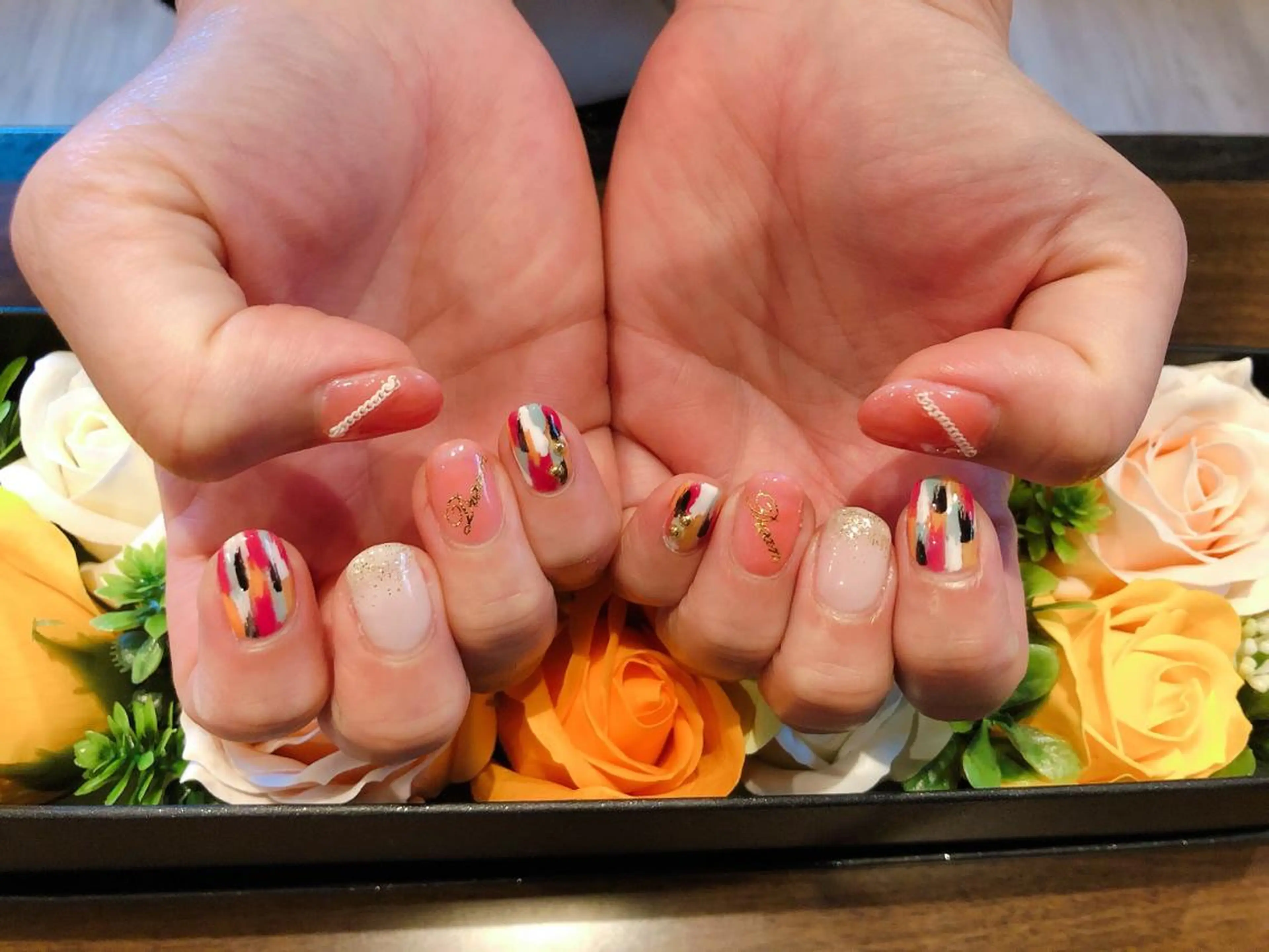 ネイル iiloo aromaworksのネイルデザイン