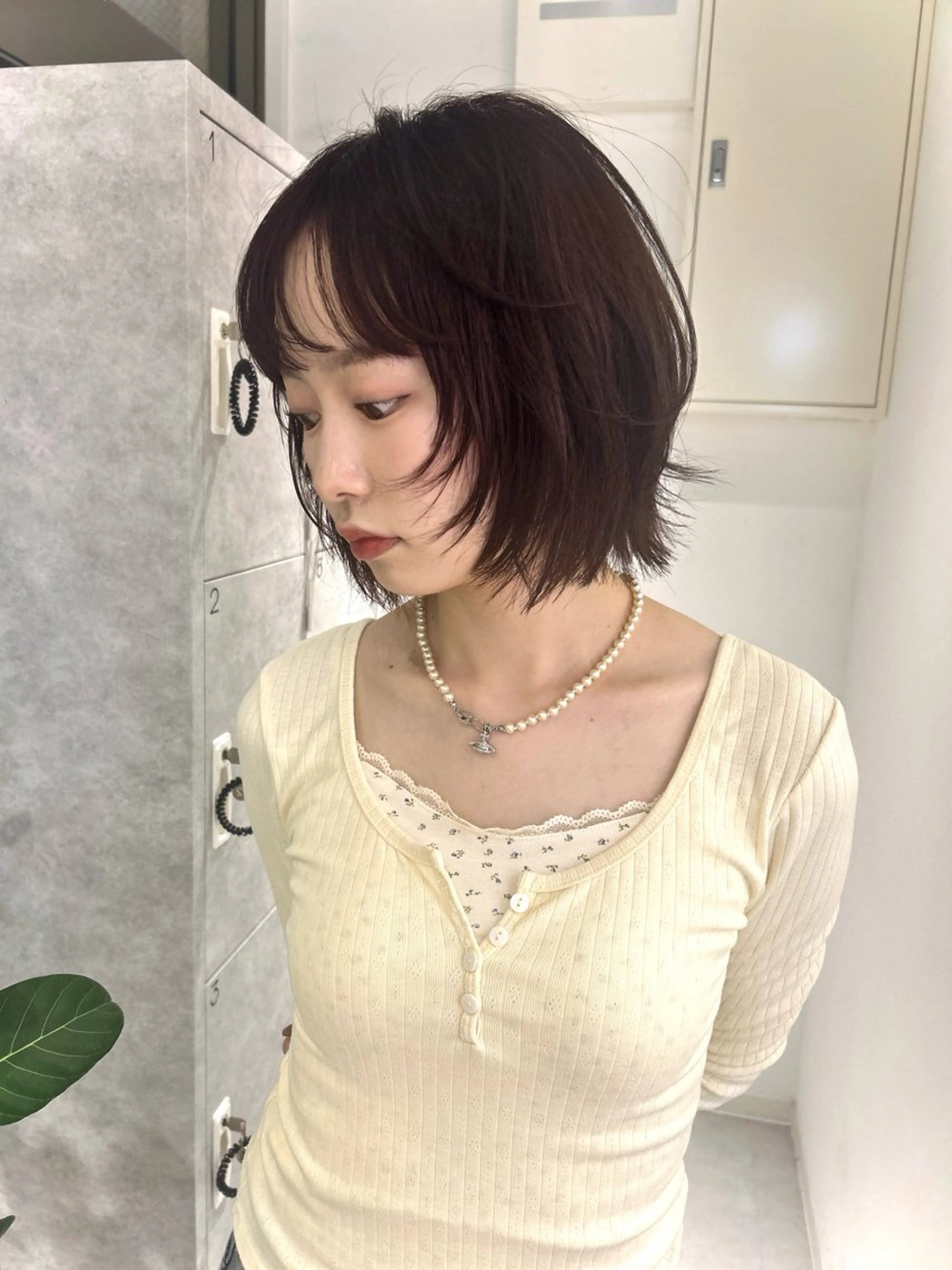 ショート カラー Nana/透けカラー ×似合わせカットのヘアスタイル