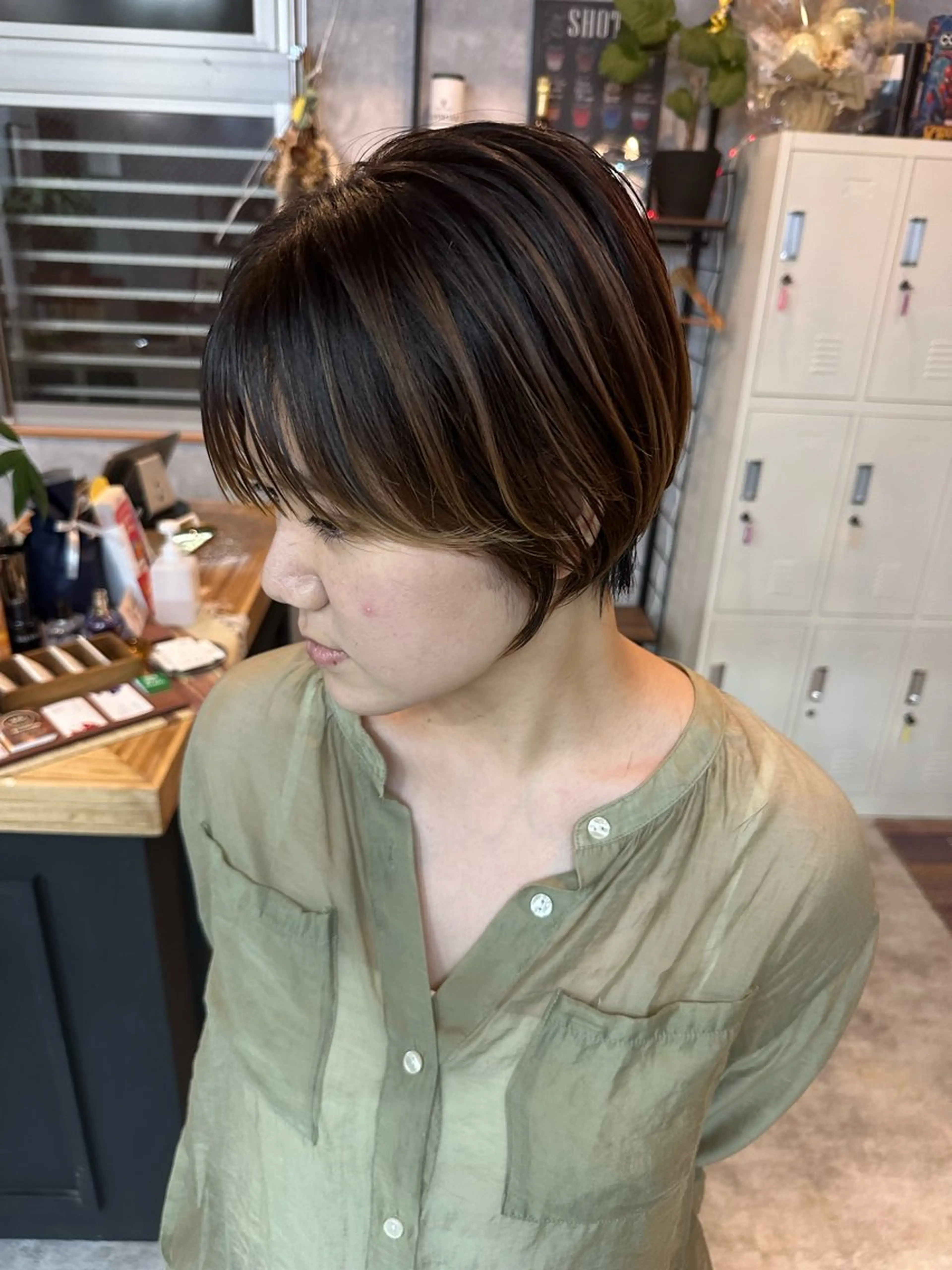 ショート 切りっぱなしボブ ショートボブ ハンサムショート 丸みショート ボブ カット ヘアカラー トリートメント C’LD hair  produce /シールドヘア所属・モテ髪/ボブ/ショー ト/アダチフウトのヘアスタイル