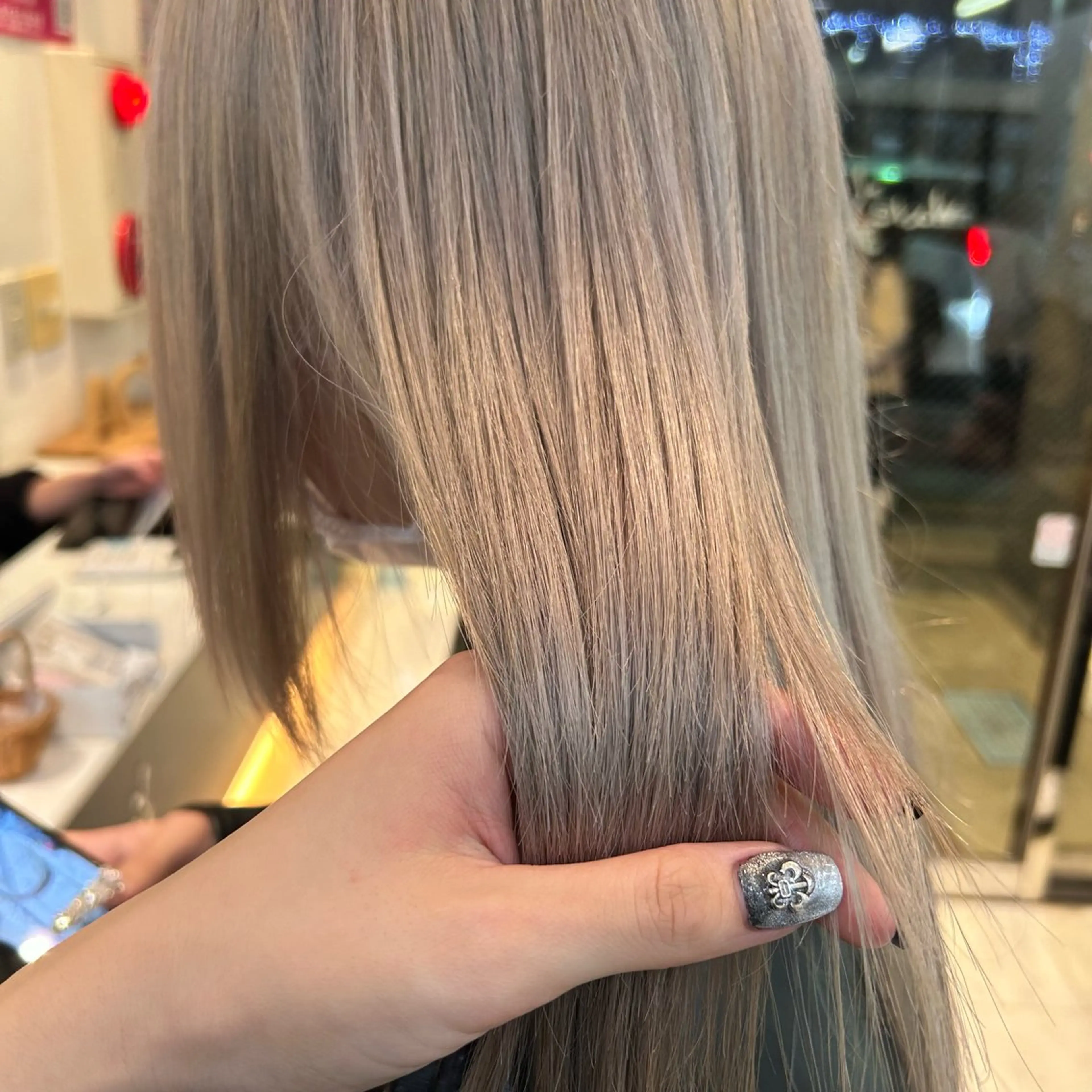 ロング RIKA💙パーマ 艶カラー💙のヘアスタイル