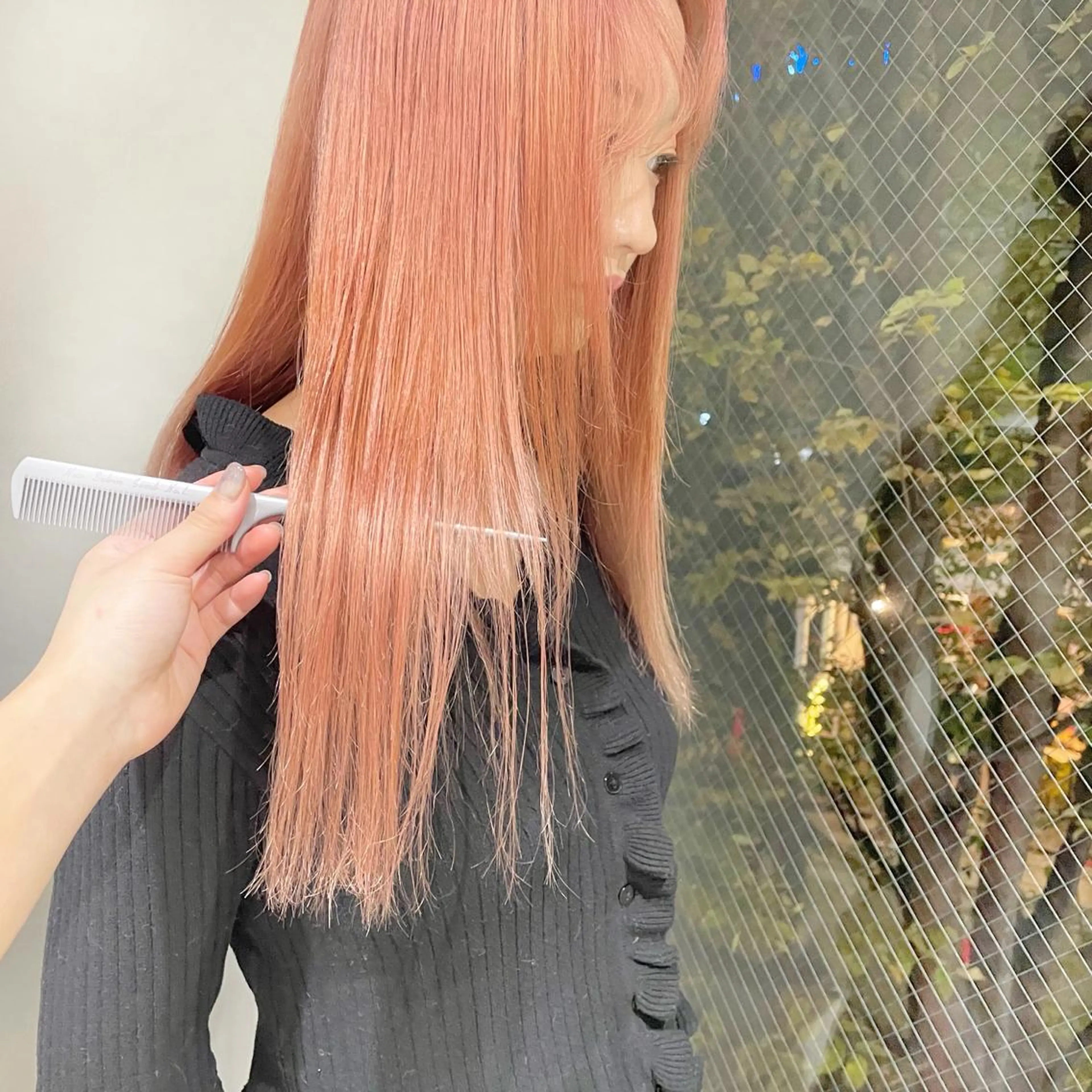 ロング カラー ブリーチ オレンジ カット ヘアカラー 🍊暖色×顔周り 🍊cocoroのヘアスタイル