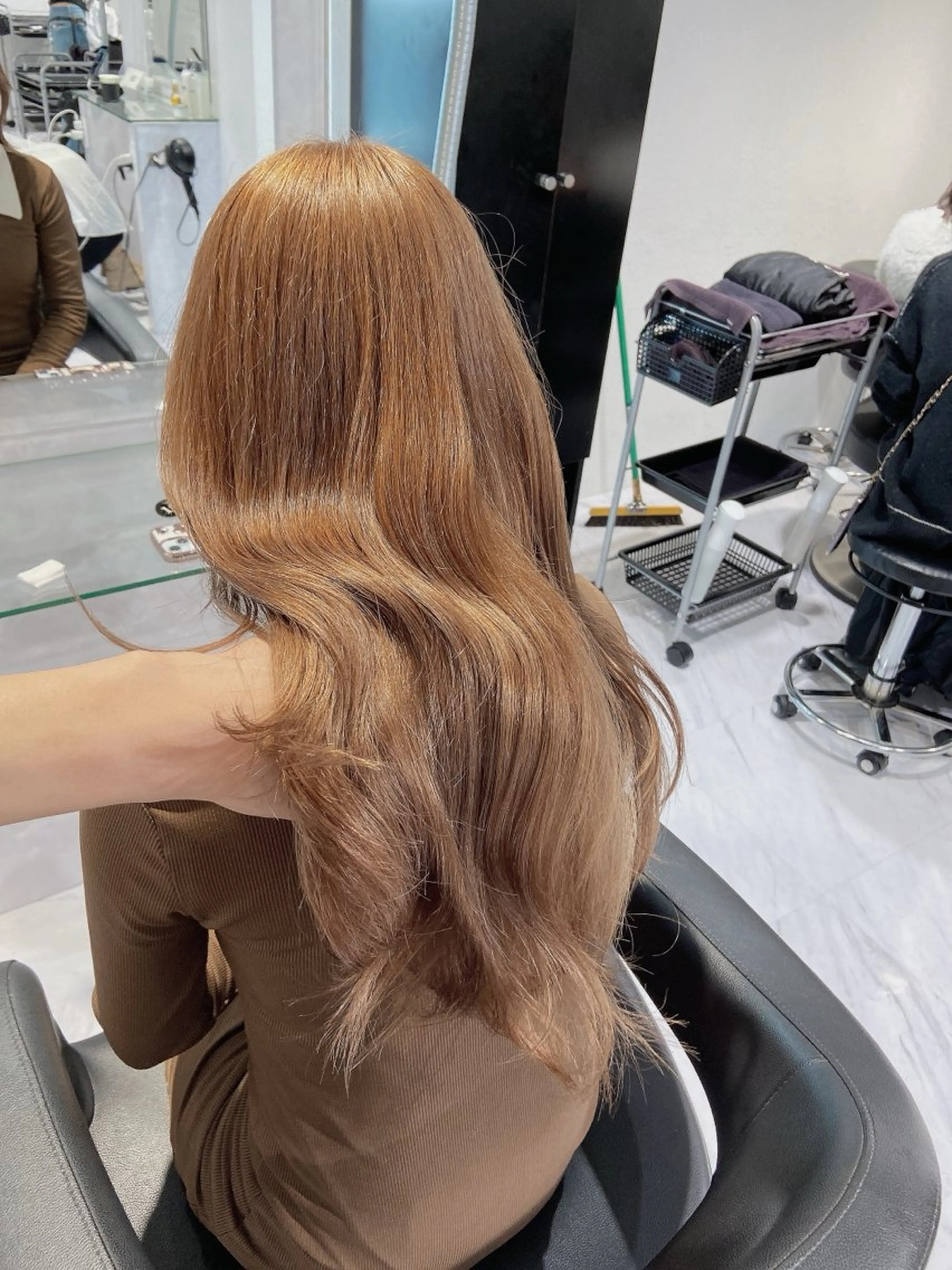 セミロング カラー ヘアカラー ✨透明感、艶髪ヘア✨ 韓国ヘア特化💖のヘアスタイル