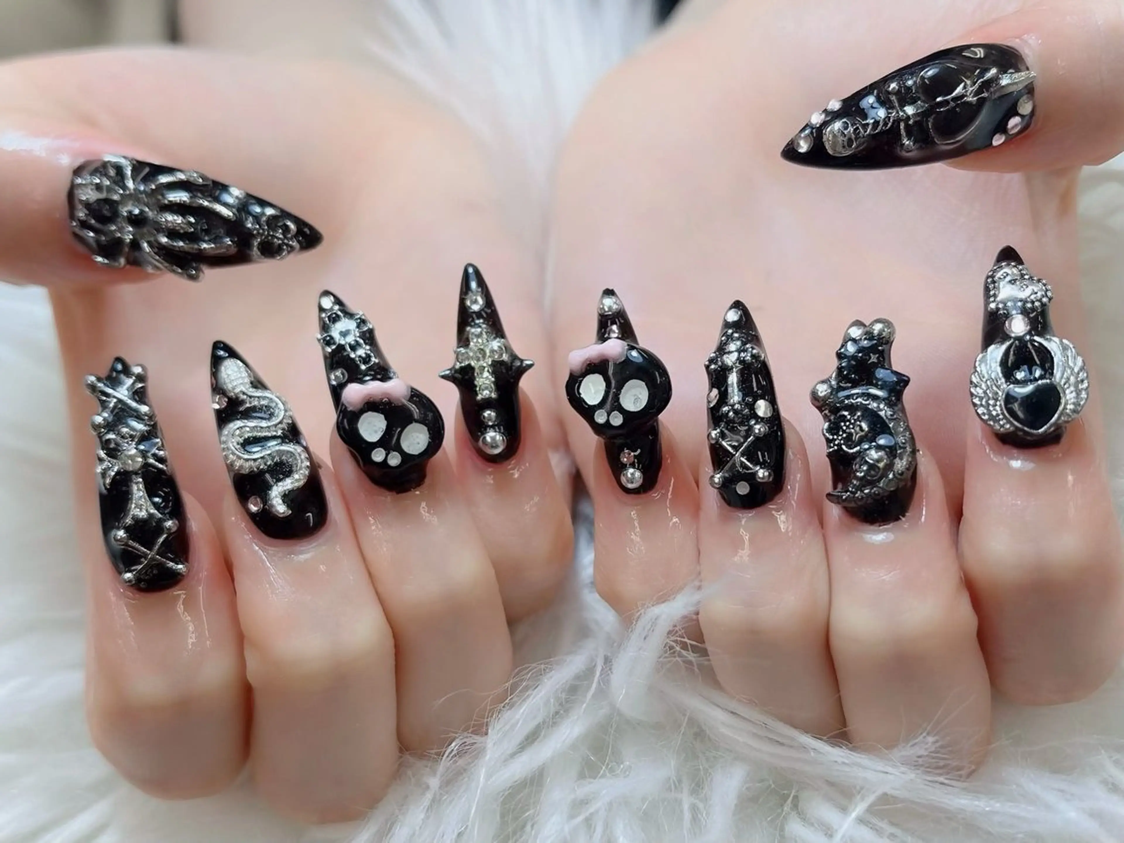 [チップ長さだし10本]  ゴテゴテネイル💅🏻🍇の写真