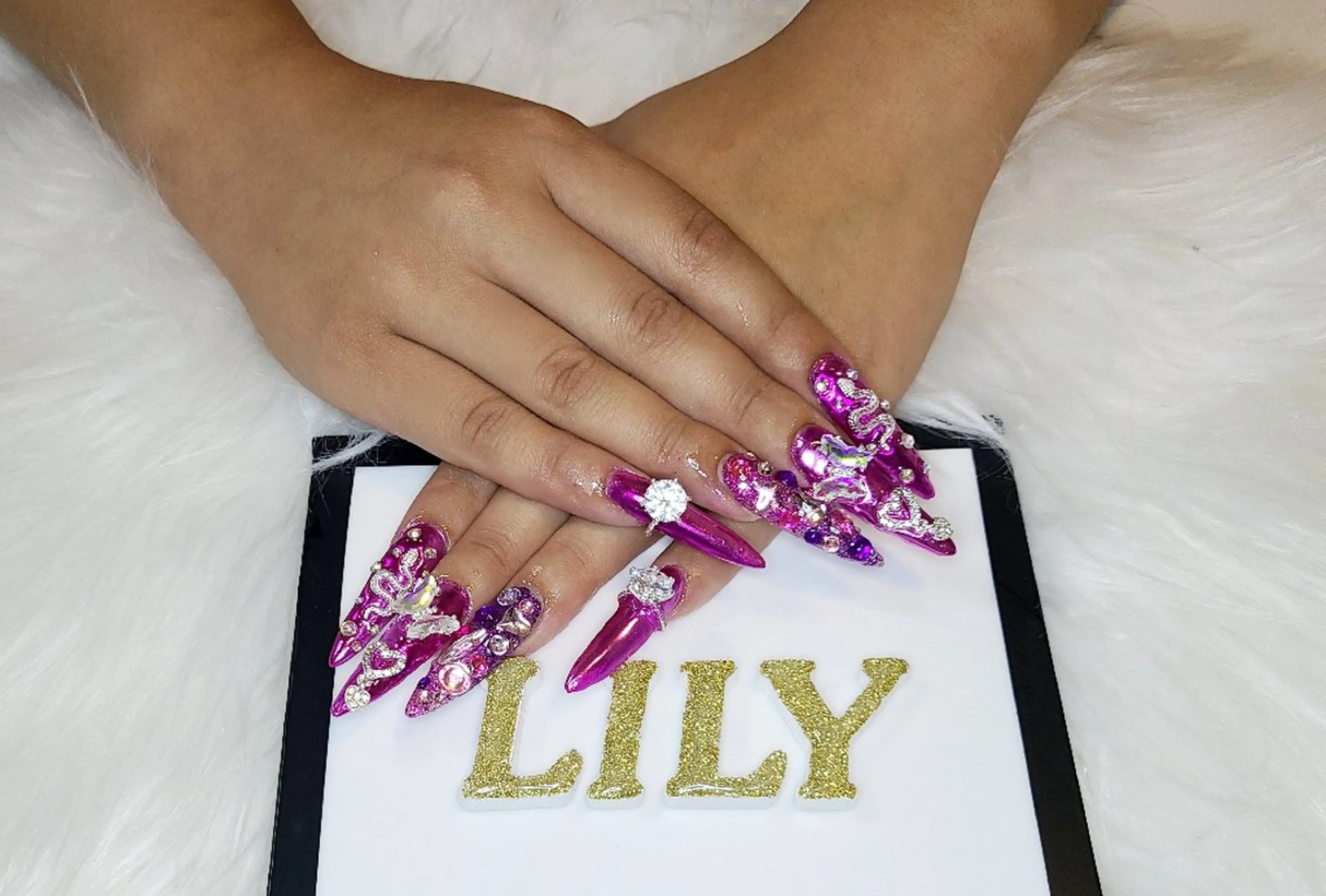 ネイル ハンドネイル Lily Eye&Nailのネイルデザイン