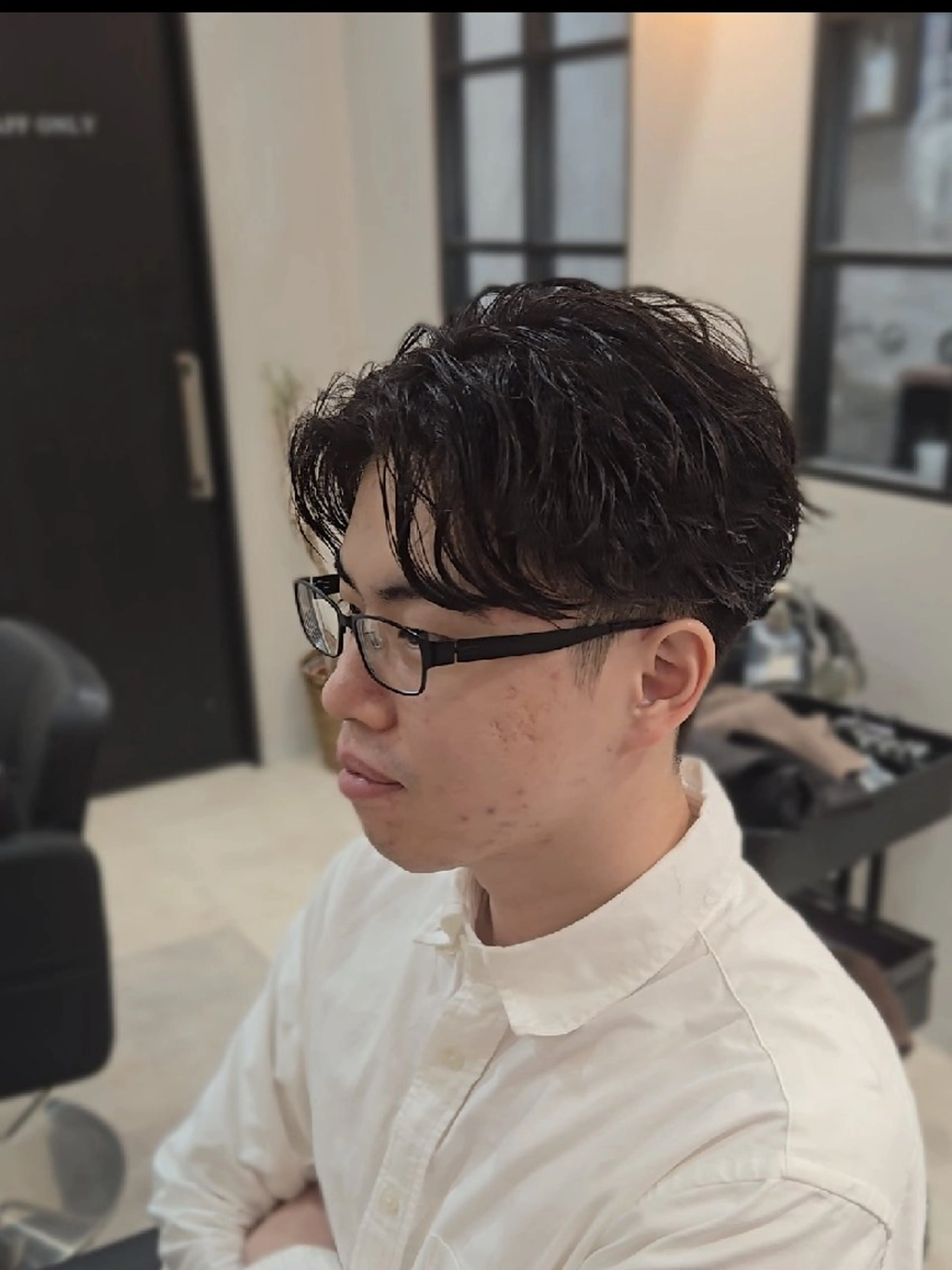 メンズ ミディアム ミディアムパーマ フェザーパーマ メンズパーマ カット パーマ ヘアセット Lapis 名古屋駅前店所属・LEN名古屋/パーマ メンズ特化美容師のヘアスタイル