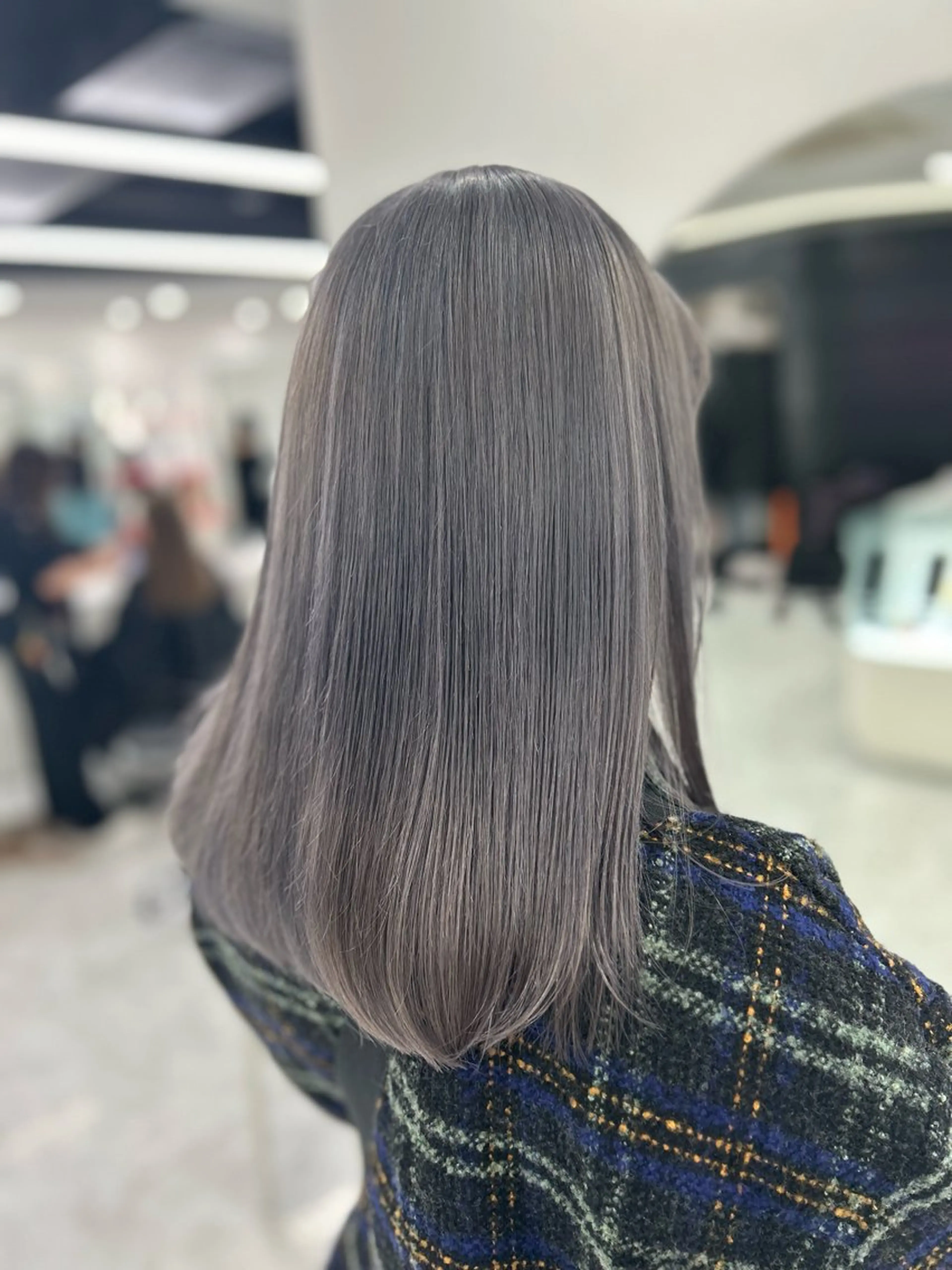 カラー 🤍韓国寒色カラー 🤍MADOKAのヘアスタイル