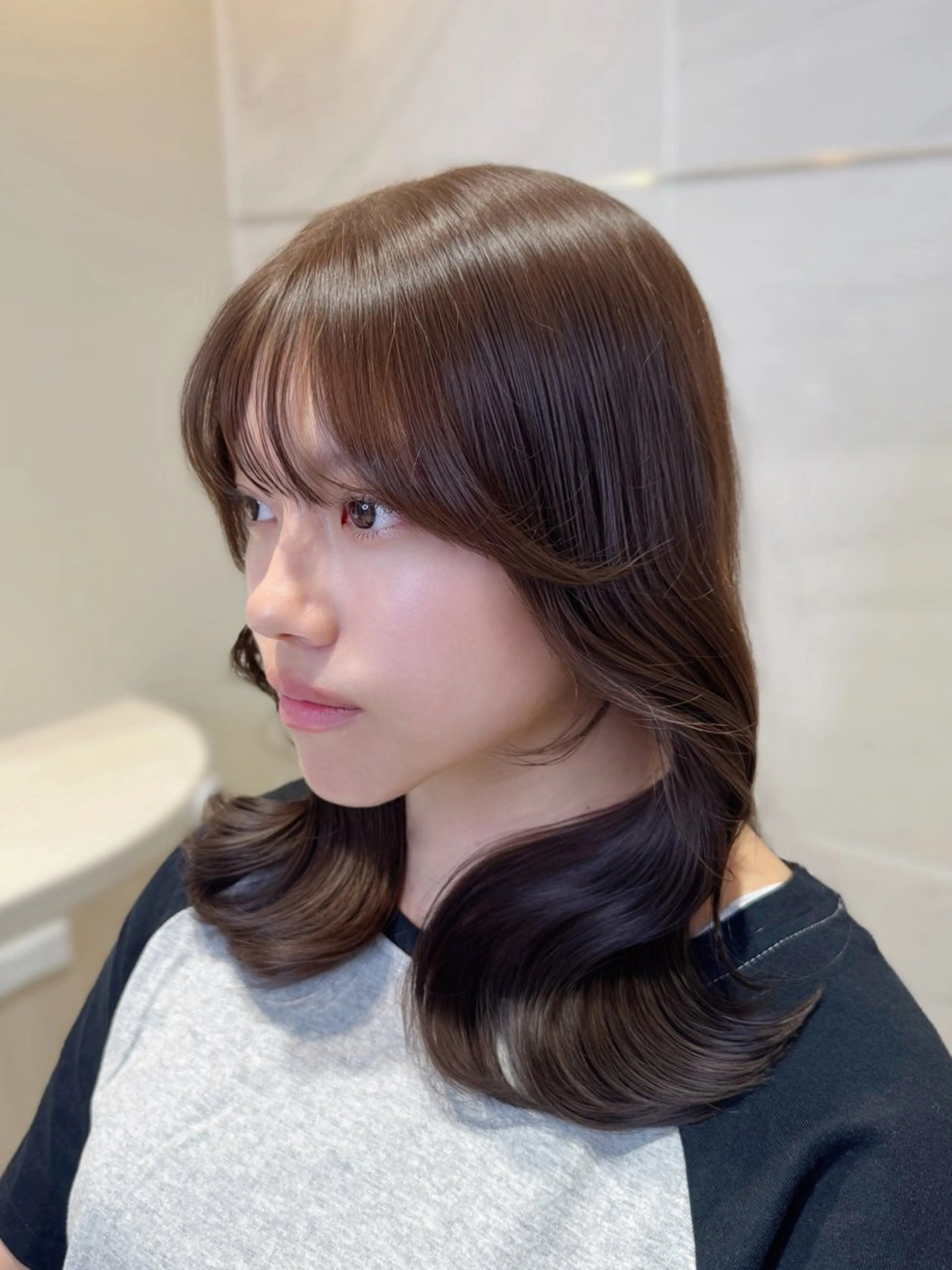 ミディアム カット ヘアカラー トリートメント 韓国/レイヤーカット 顔周り/廣瀬達哉のヘアスタイル
