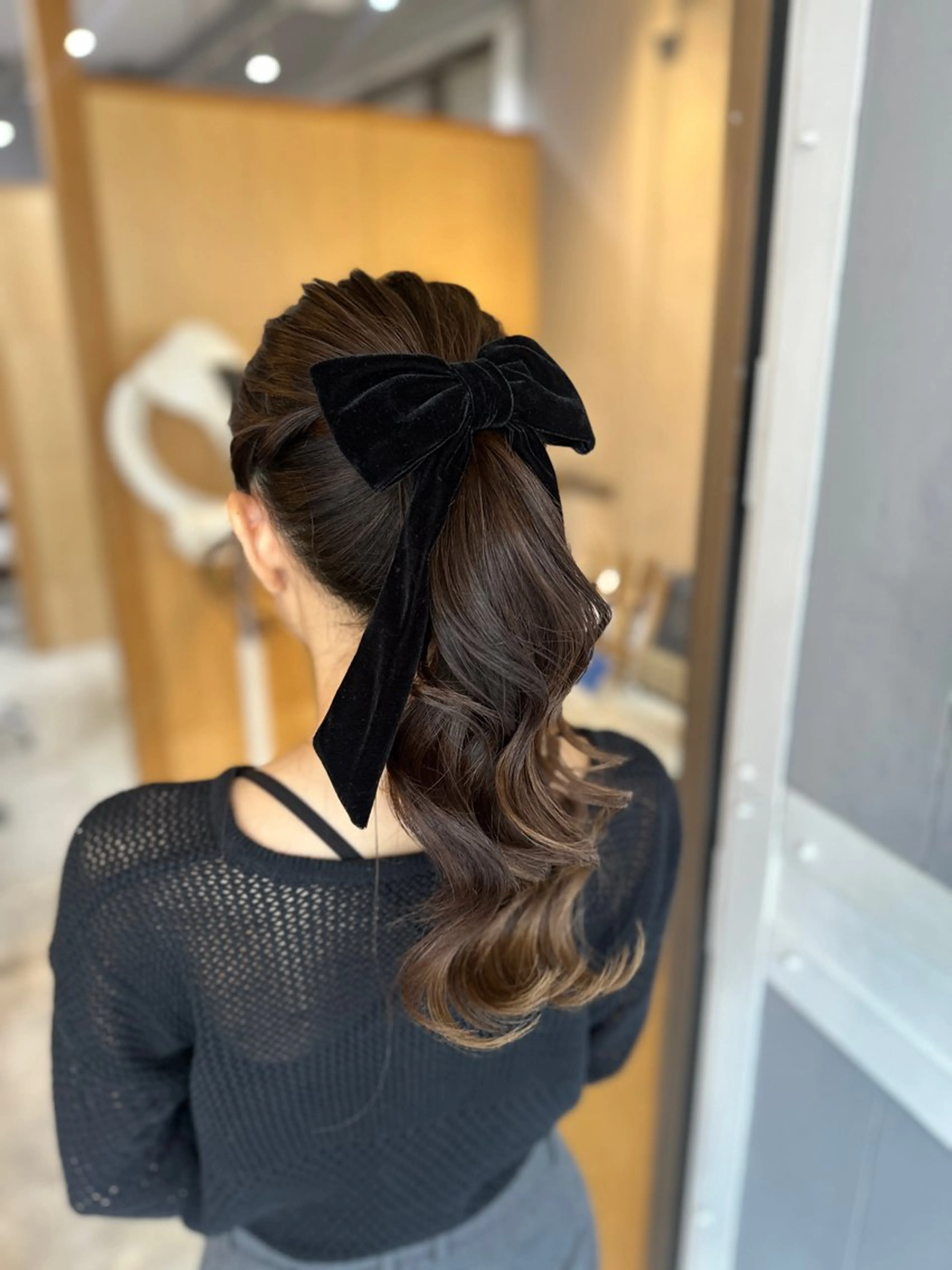 ミディアム カット ヘアセット miloc MOMOKAのヘアスタイル