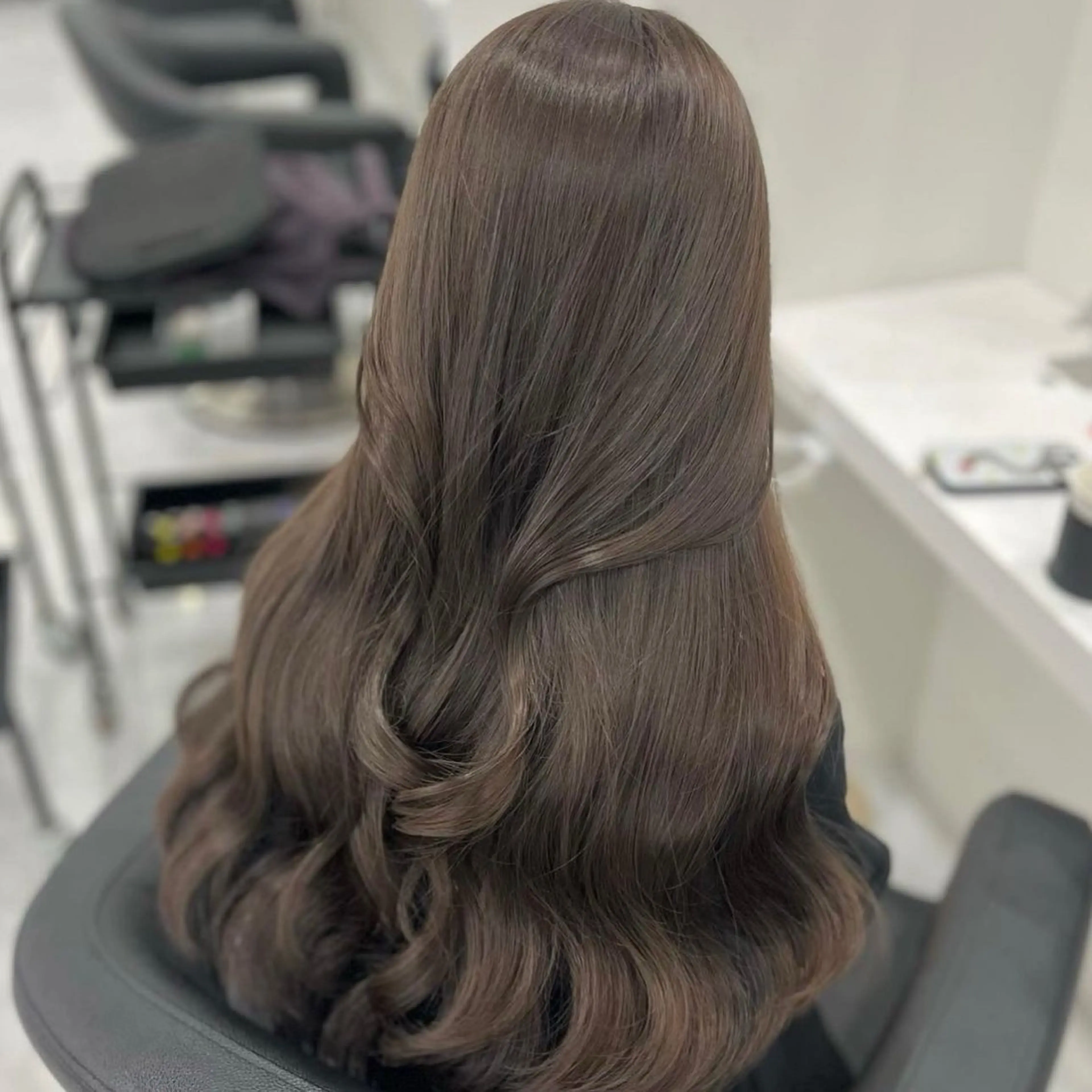 ロング カラー ヘアアレンジ カット ヘアカラー トリートメント ヘッドスパ ヘアセット 透明感ラベンダー💗 SHOのヘアスタイル