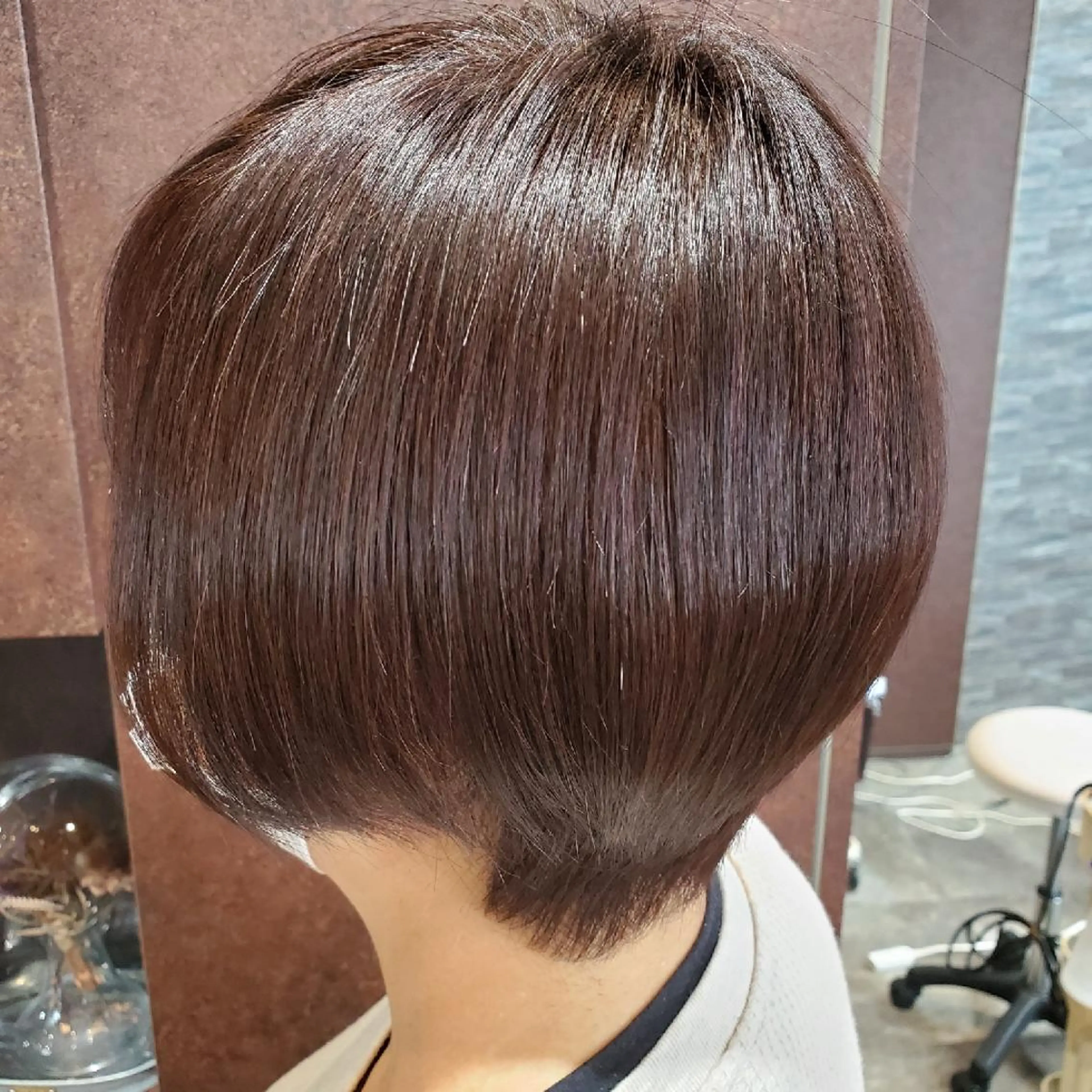 ショート アッシュ LORE　minatomirai所属・takeuchi 🐒のヘアスタイル