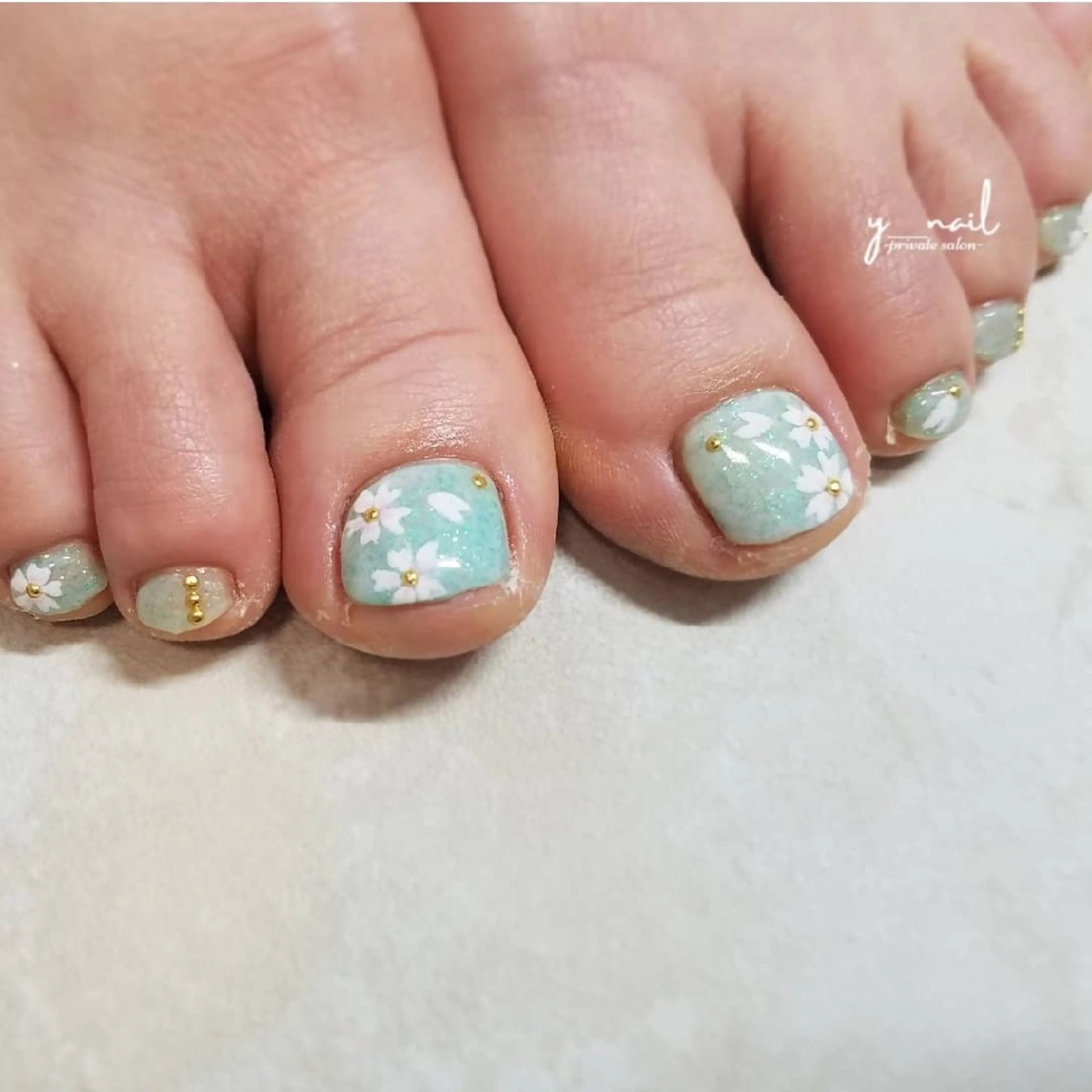 ネイル y ___nailのネイルデザイン