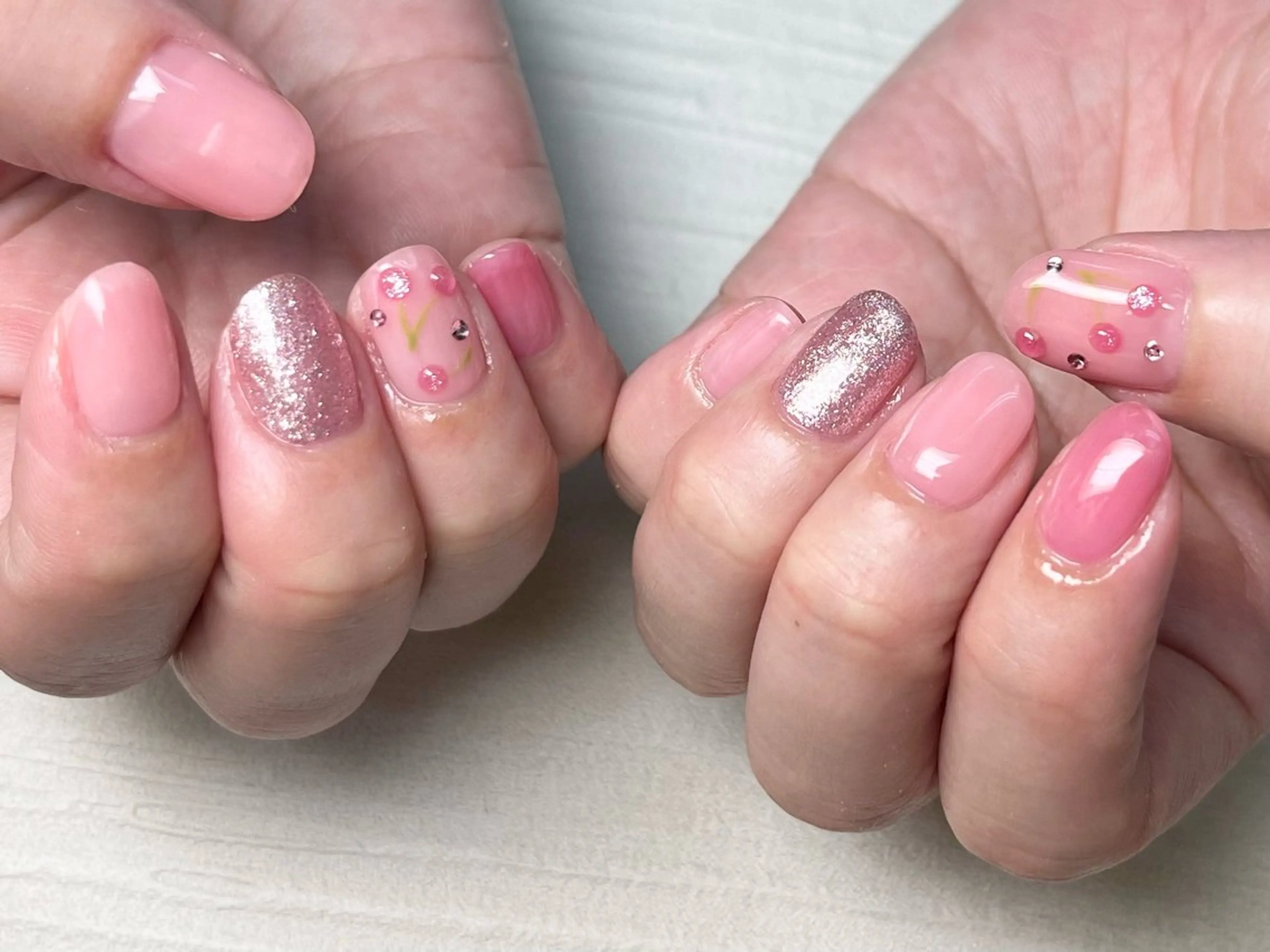 ネイル ハンドネイル Queennail 北堀江Yumiのネイルデザイン