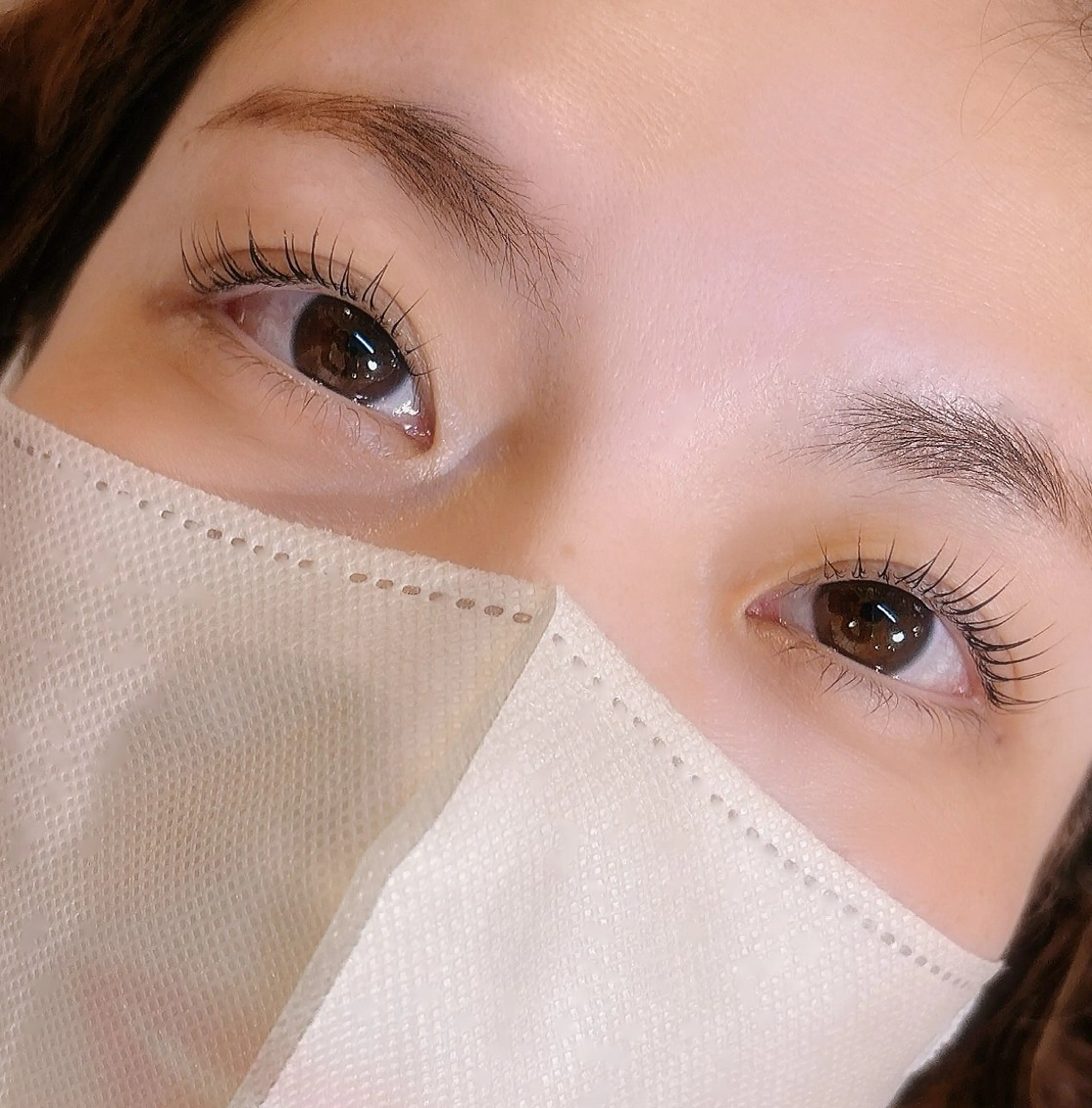 マツエク・マツパ Pearl×AQUA所属・aura eyeのヘアスタイル