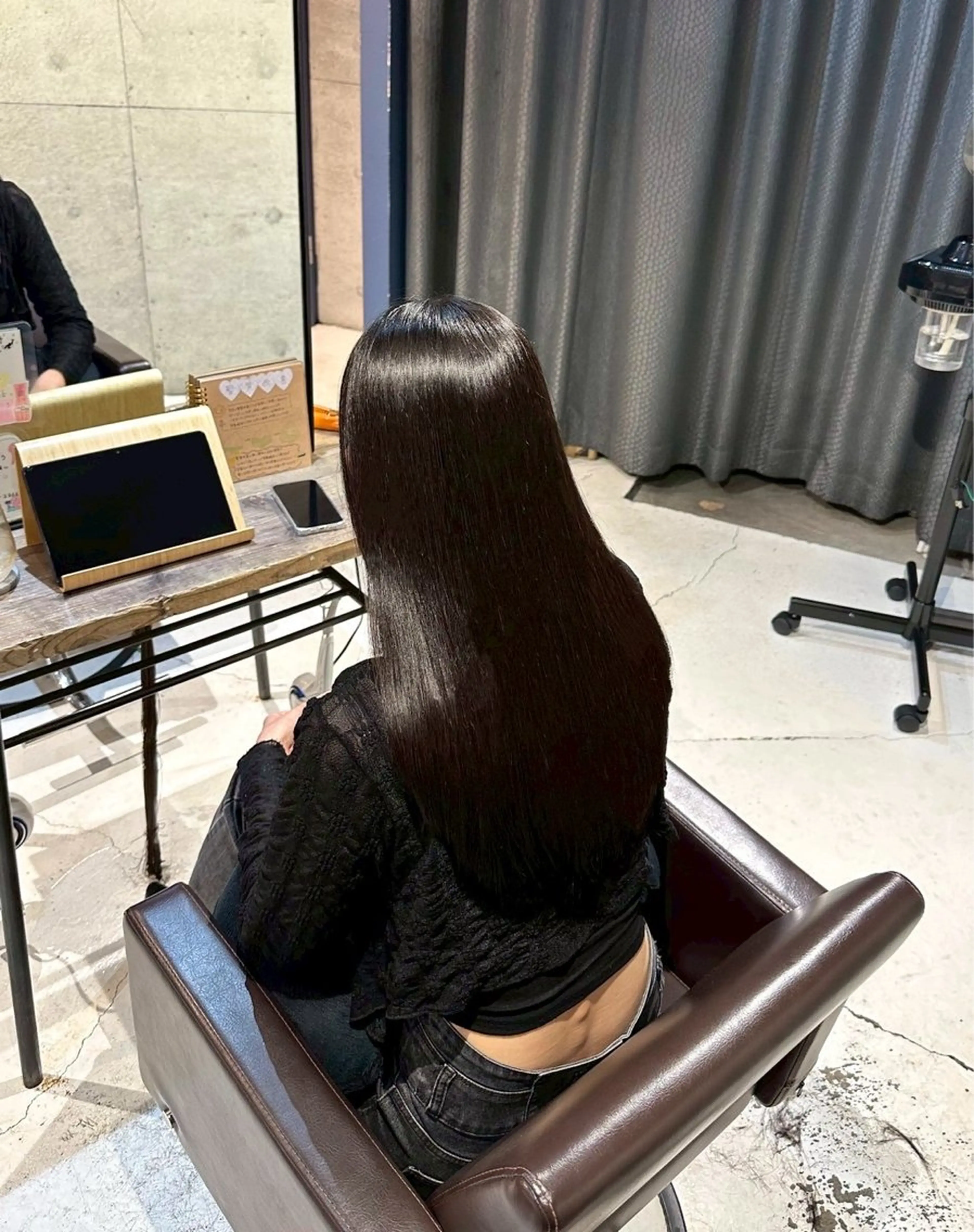 ロング カット 縮毛矯正 AInoa Hanare所属・【髪質改善】市原 詩織のヘアスタイル