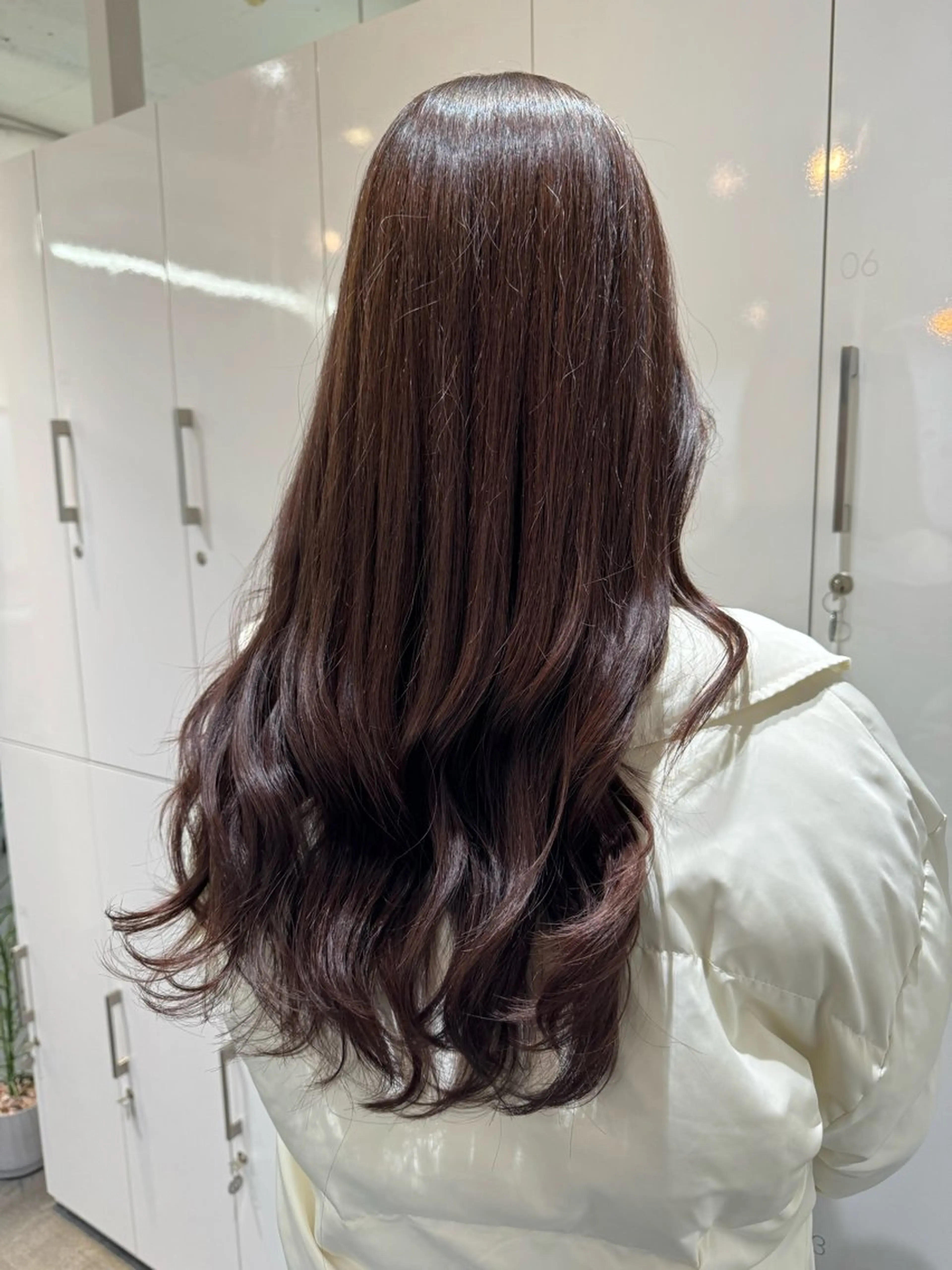 ロング カット ヘアカラー トリートメント 赤み無し柔らかカラー 【梅田】madokaのヘアスタイル