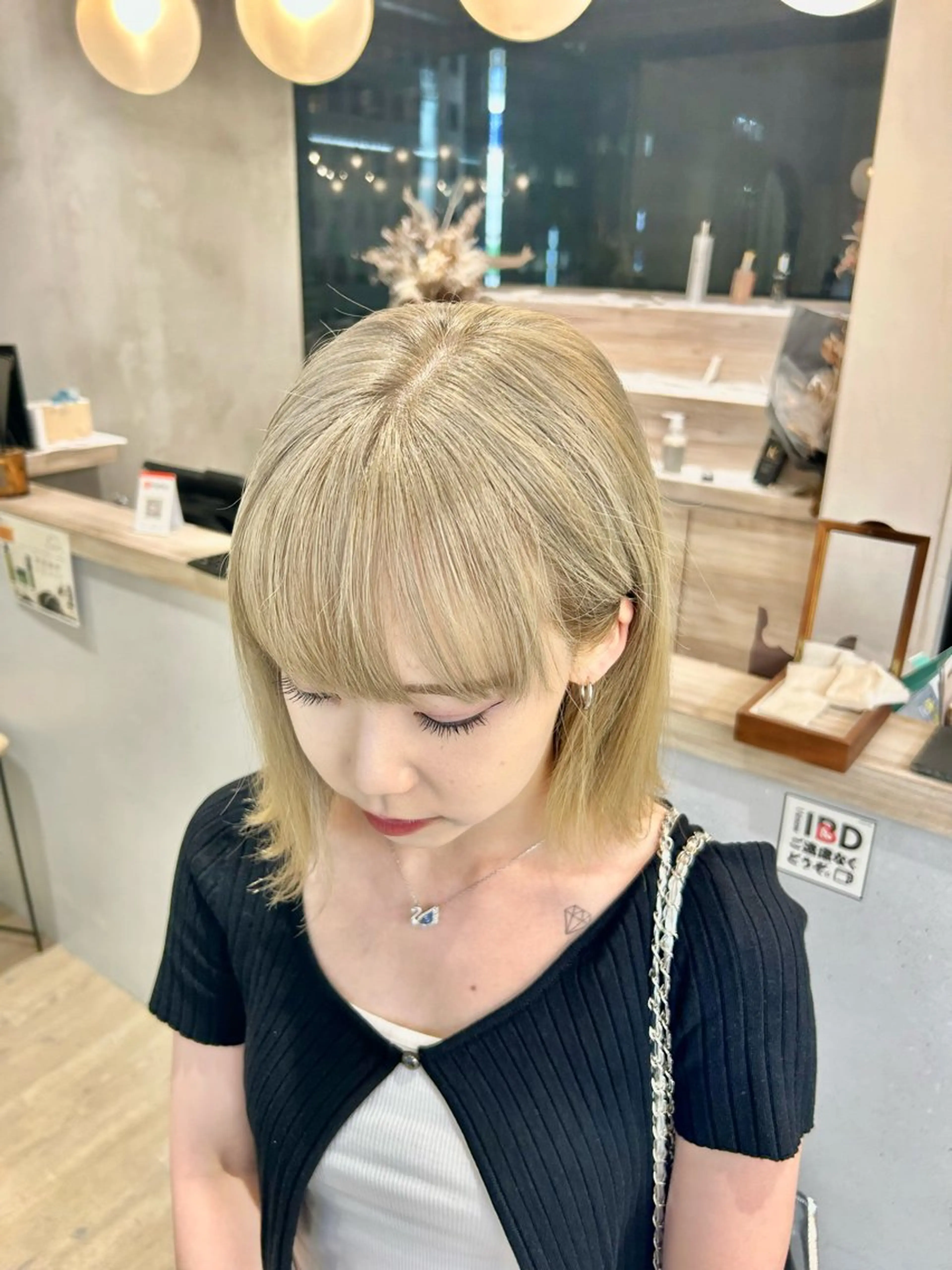 ミディアム ヘアカラー トリートメント 🩵縮毛矯正/ブリー チ/髪質改善/いつかのヘアスタイル