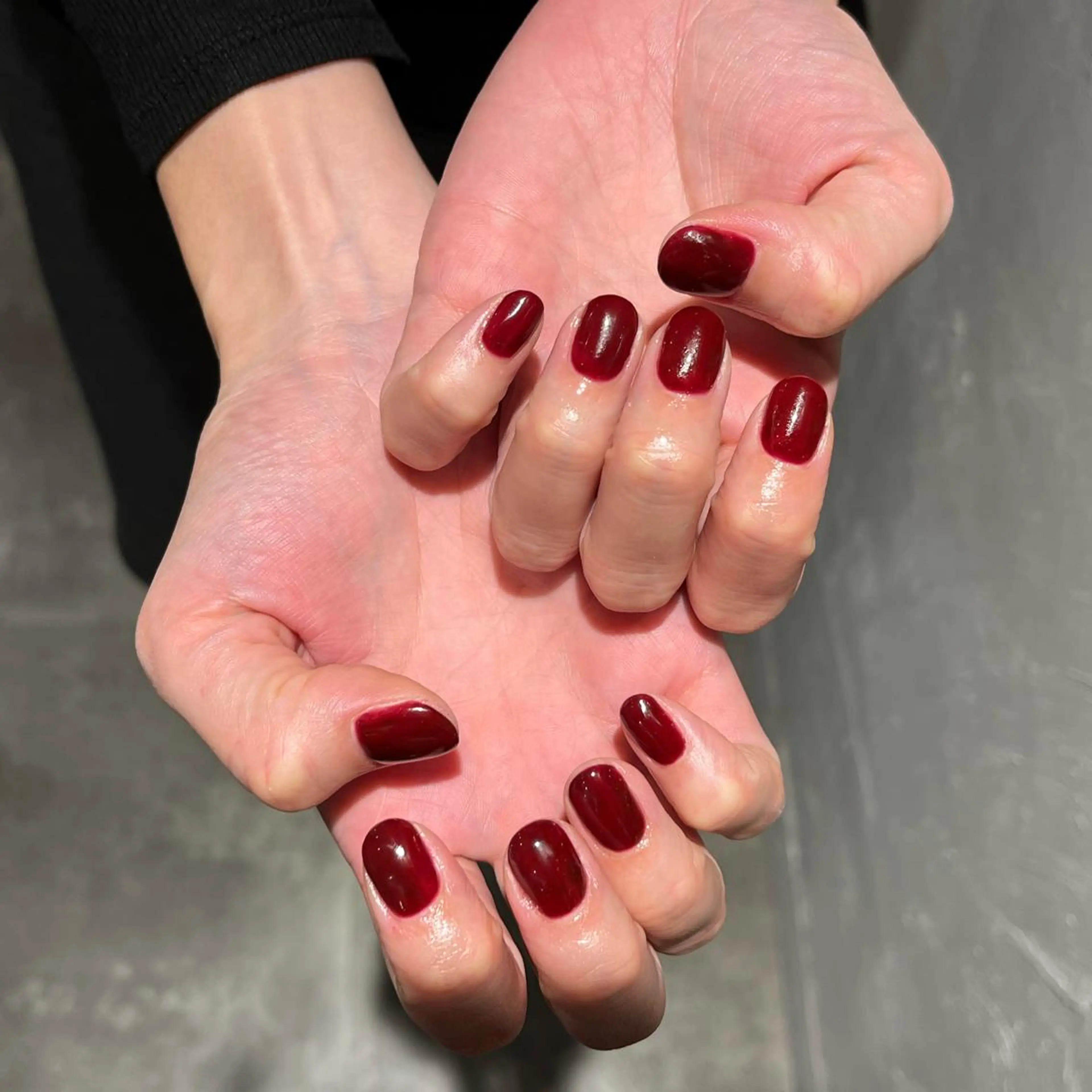 ネイル ワンカラーネイル 赤色 MODE K's🧸 tanakaのネイルデザイン