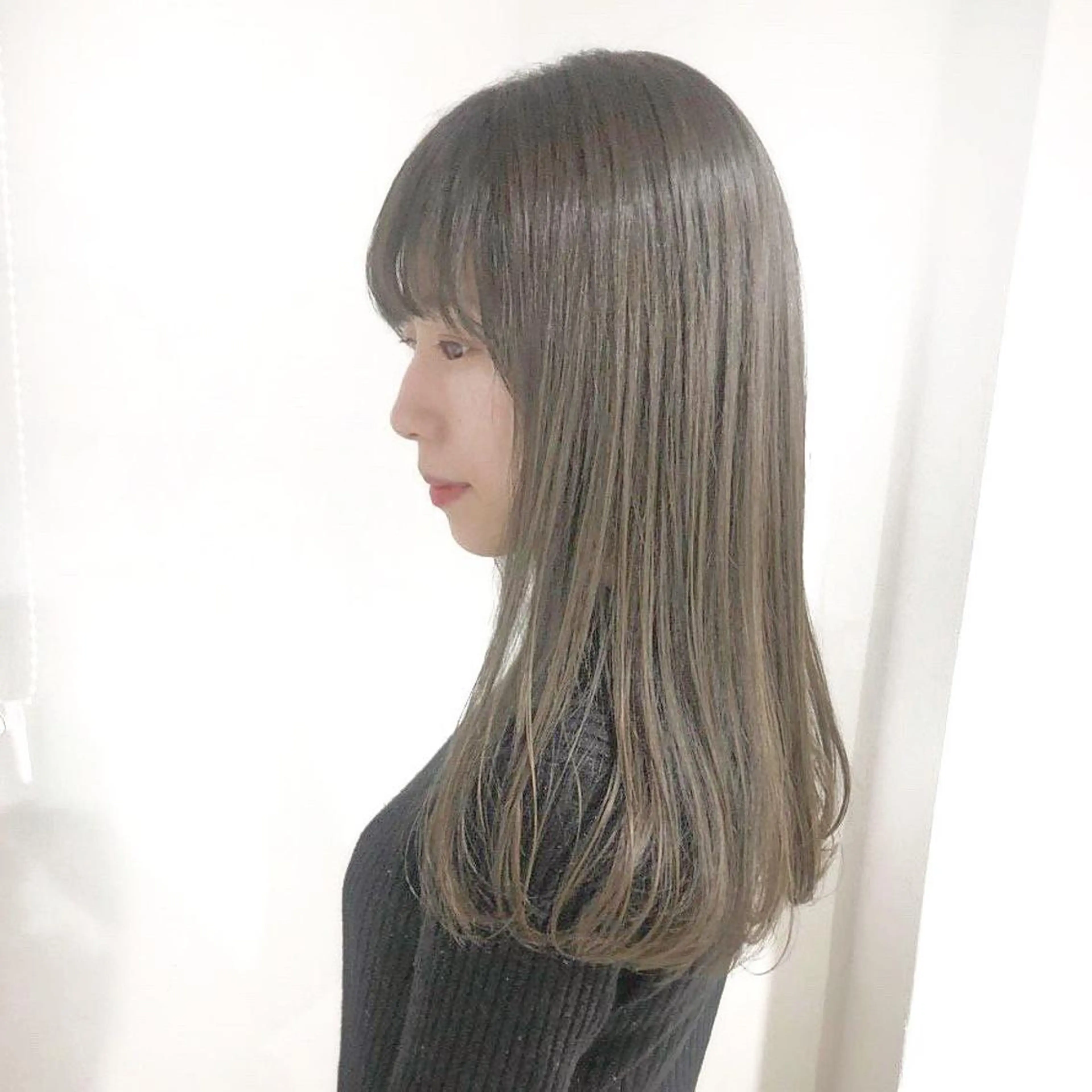 ロング カラー ⛄️冬の透明感 カラー⛄️大西のヘアスタイル