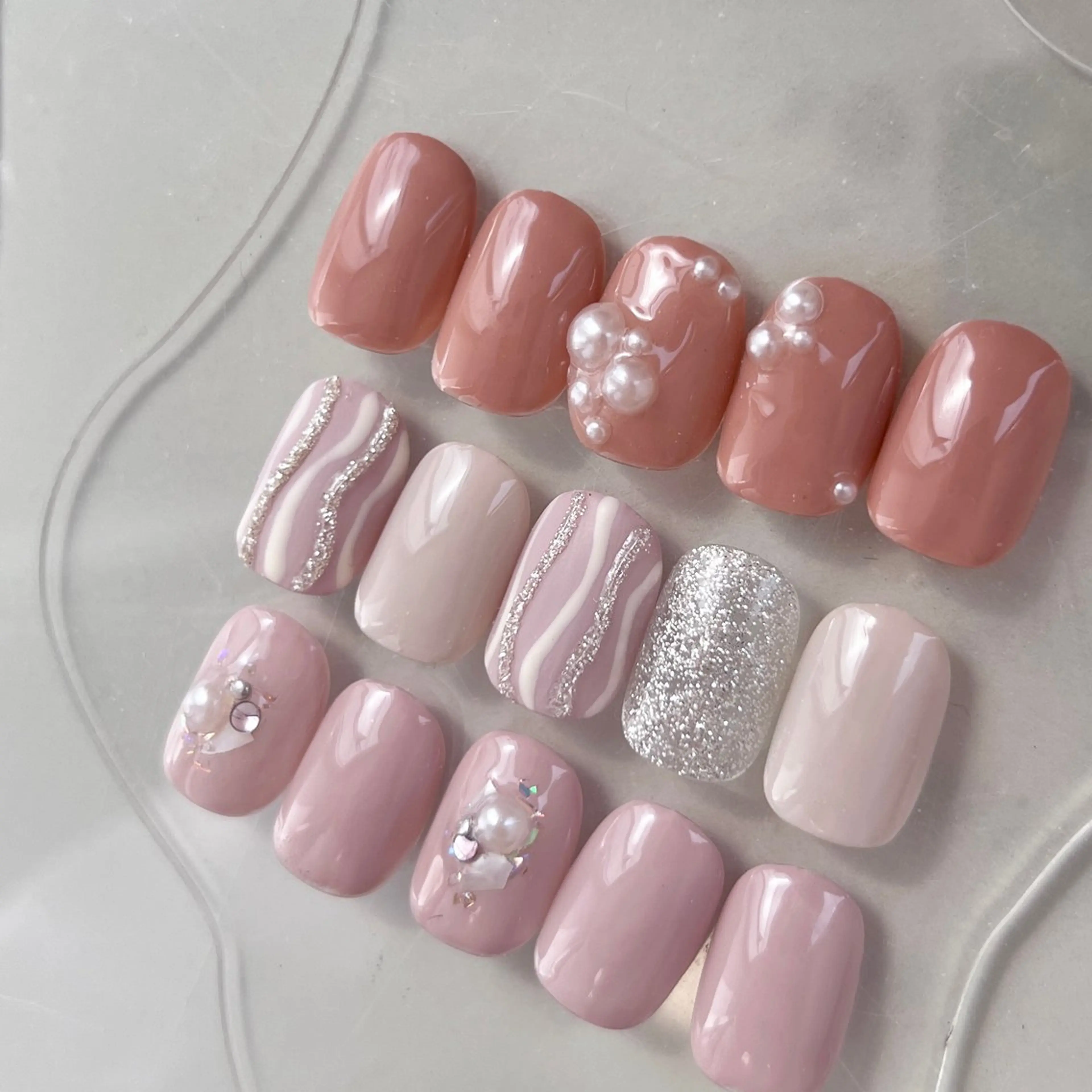 ネイル 深田 美雪のネイルデザイン