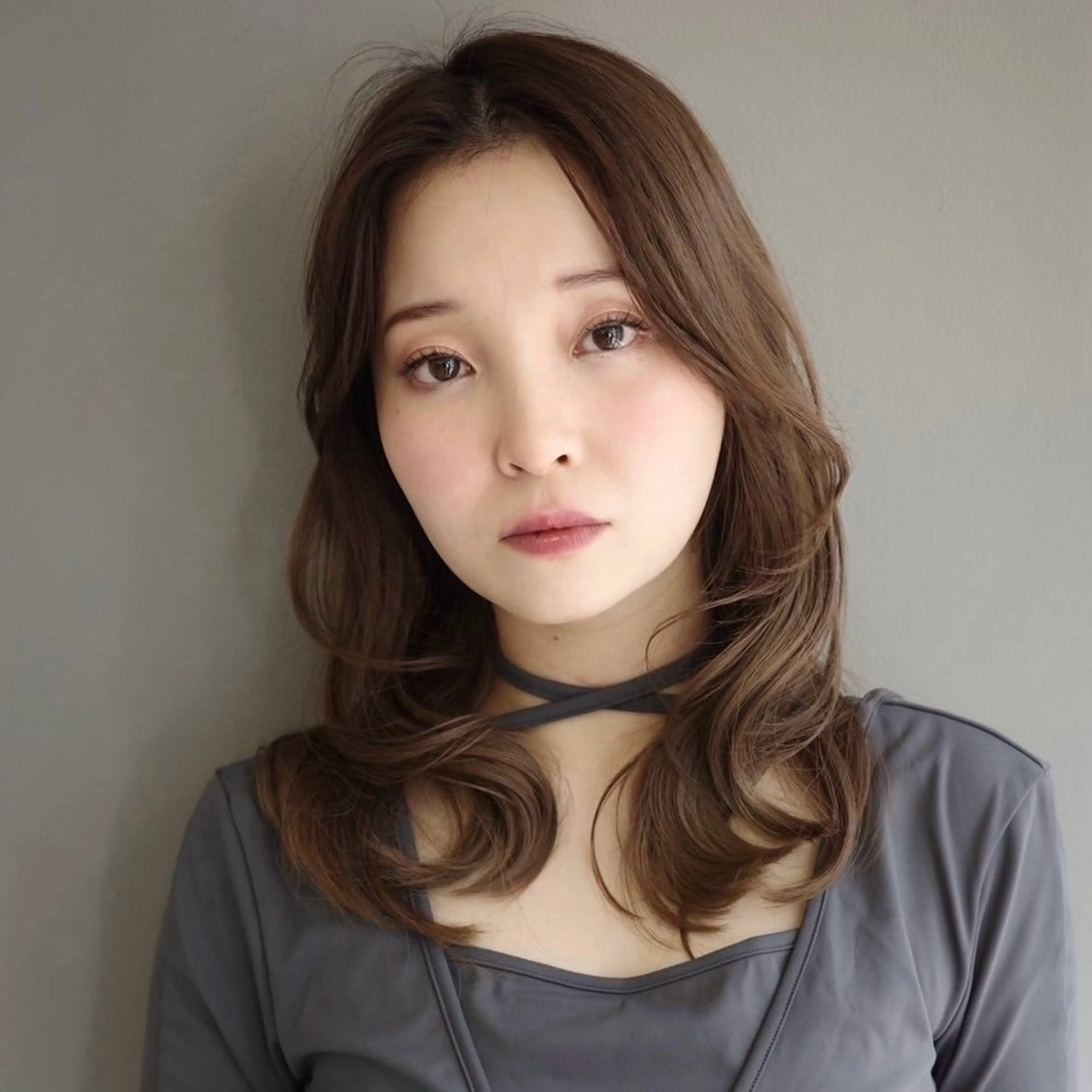 セミロング ヘアカラー トリートメント sia所属・ナチュラルカラー neneのヘアスタイル