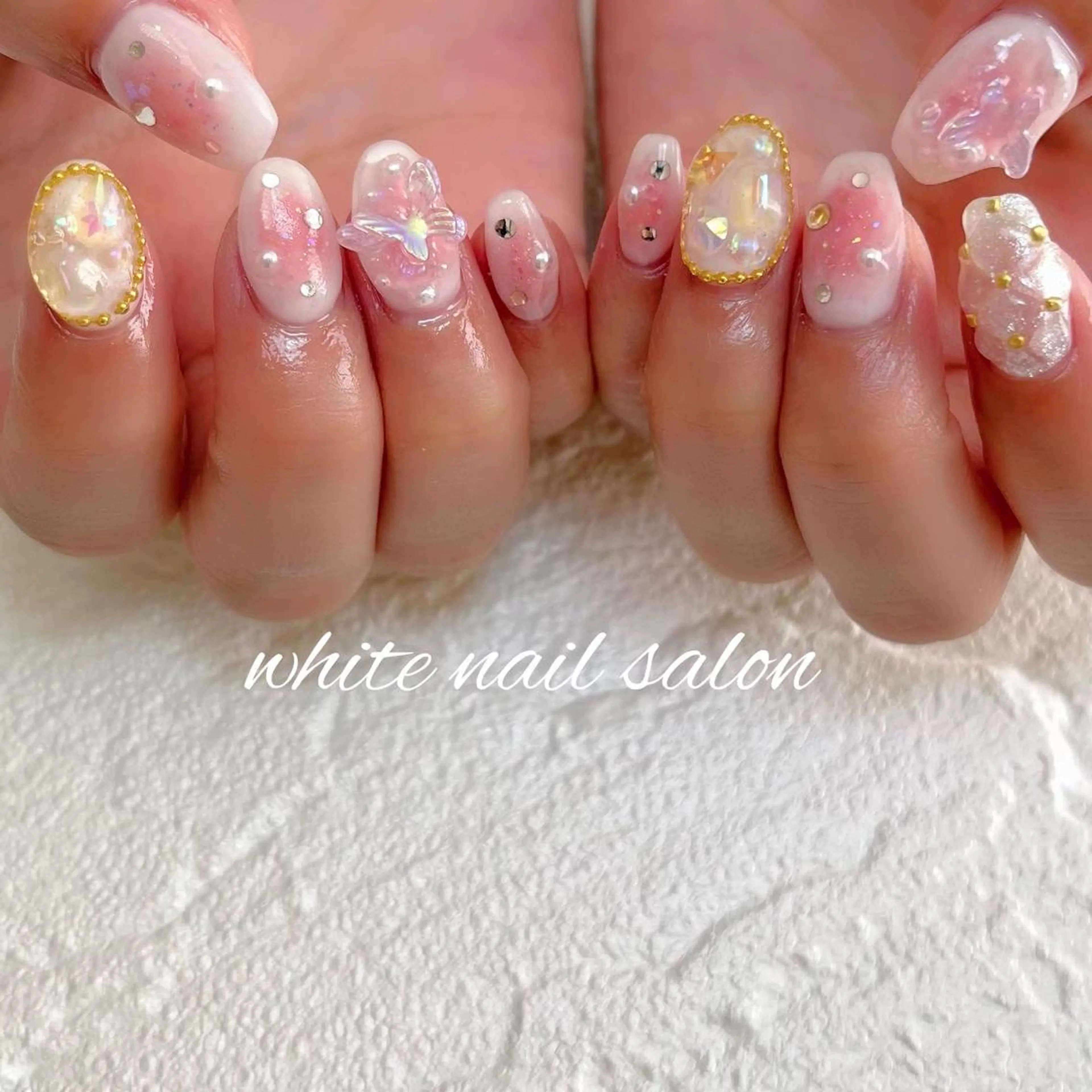 ネイル フットネイル ジェルネイル ハードジェル ラメ(グリッター) 持ち込み ハンドネイル white nail salonのネイルデザイン