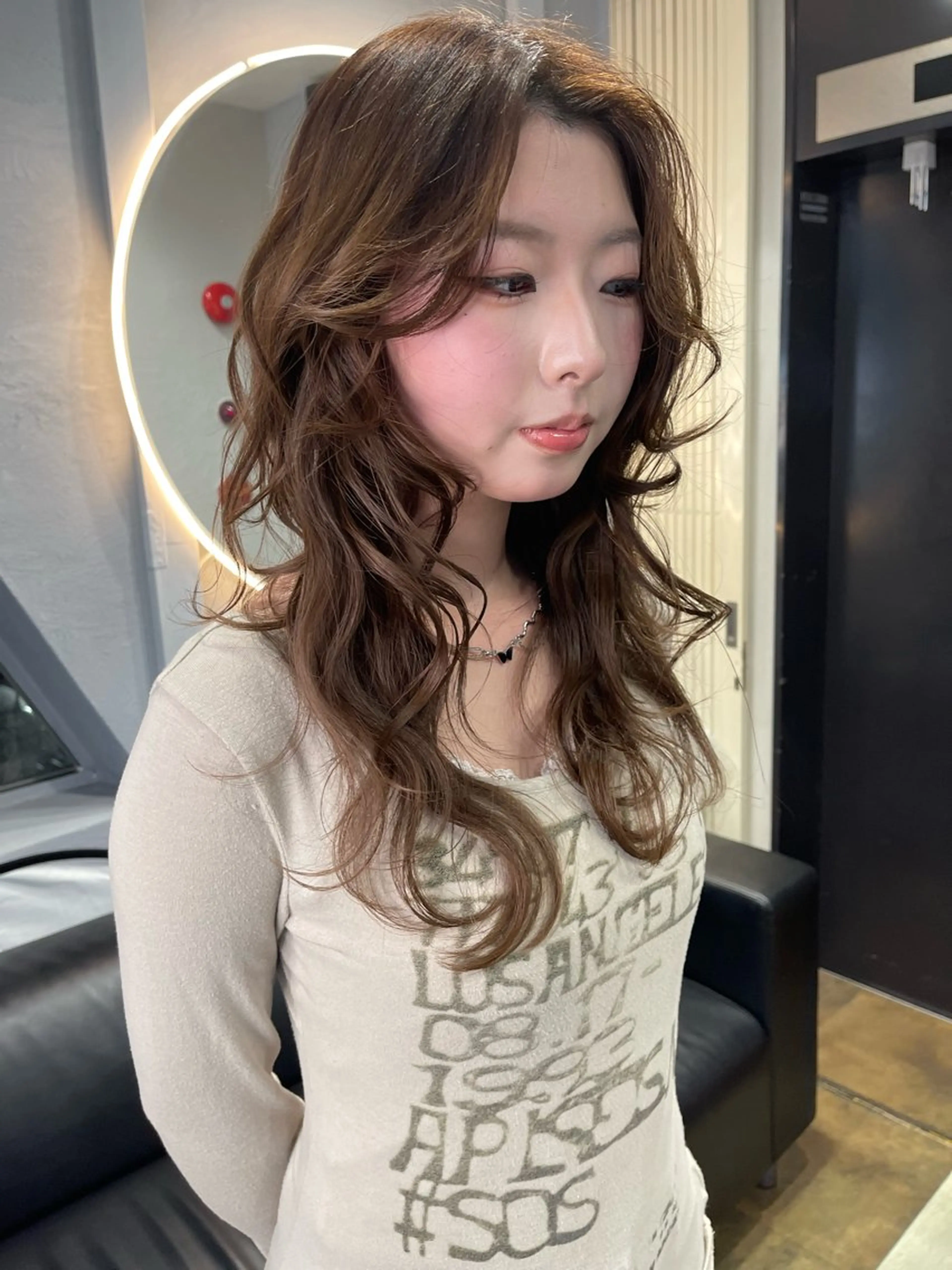 ロング カラー ベージュカラー ブリーチ ケアブリーチ デザインカラー ダブルカラー カット ヘアカラー 宮崎　達也 ブリーチ／レイヤーのヘアスタイル