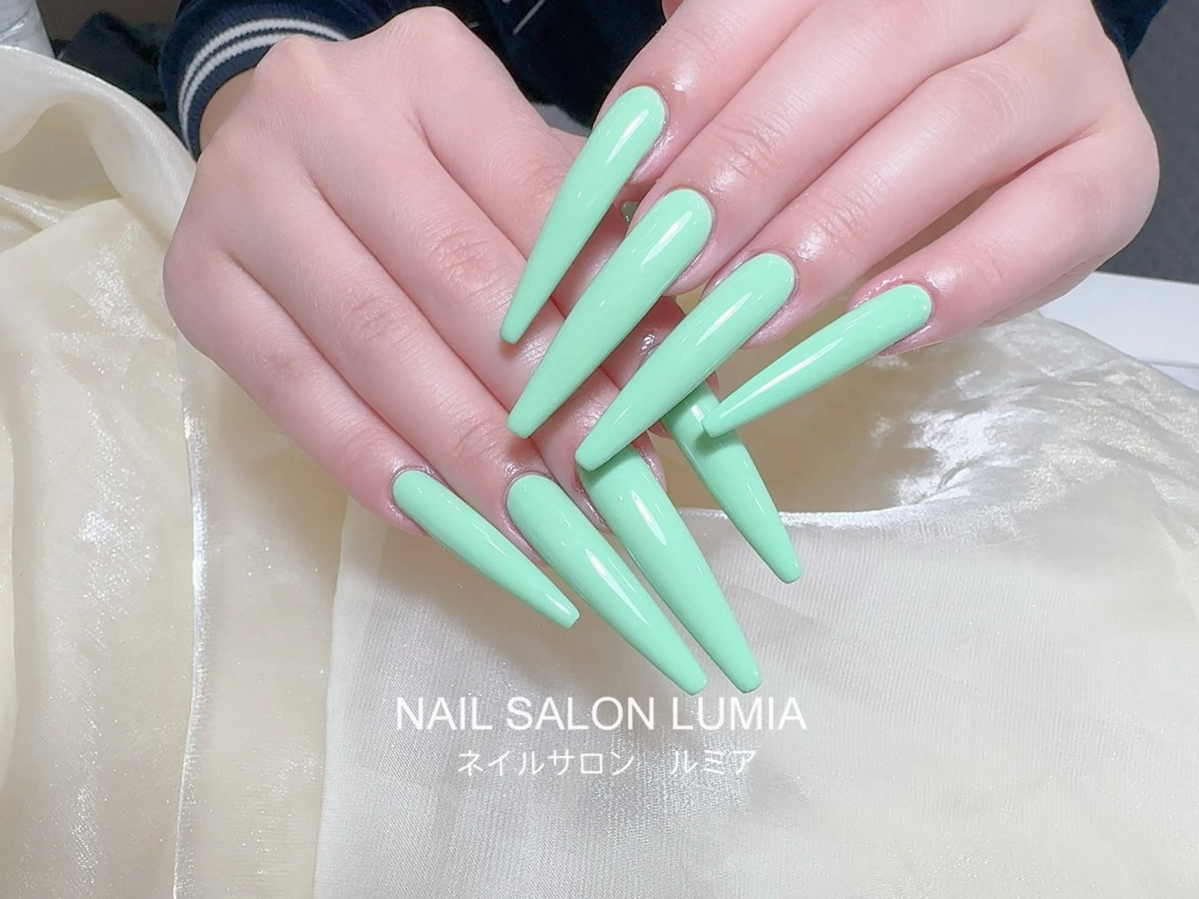 ネイル ハンドネイル ネイルサロン ルミア Lumia 店長のネイルデザイン