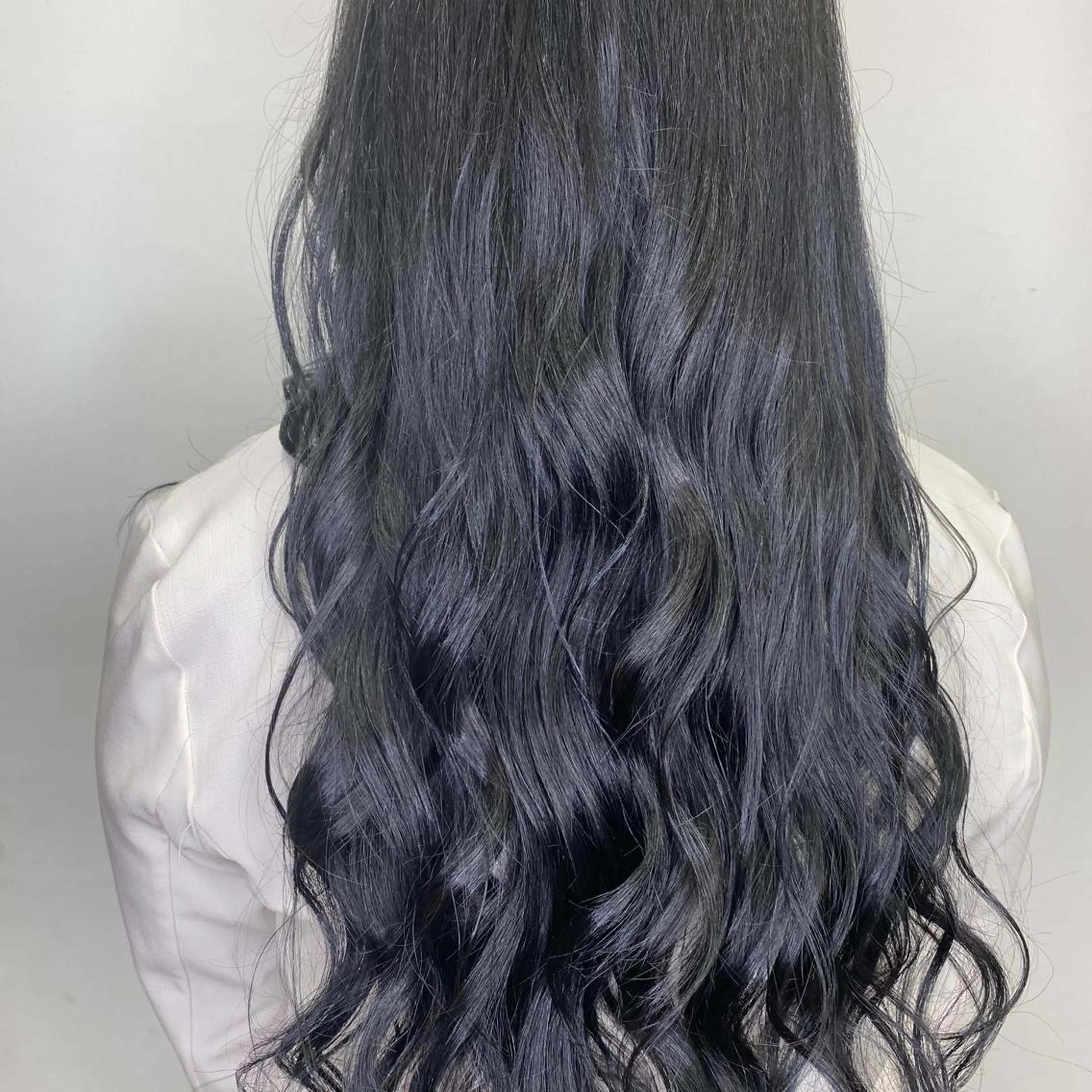 ロング カラー ヘアアレンジ ヘアカラー トリートメント HAIRSALONLOOP所属・川上 麻梨阿のヘアスタイル