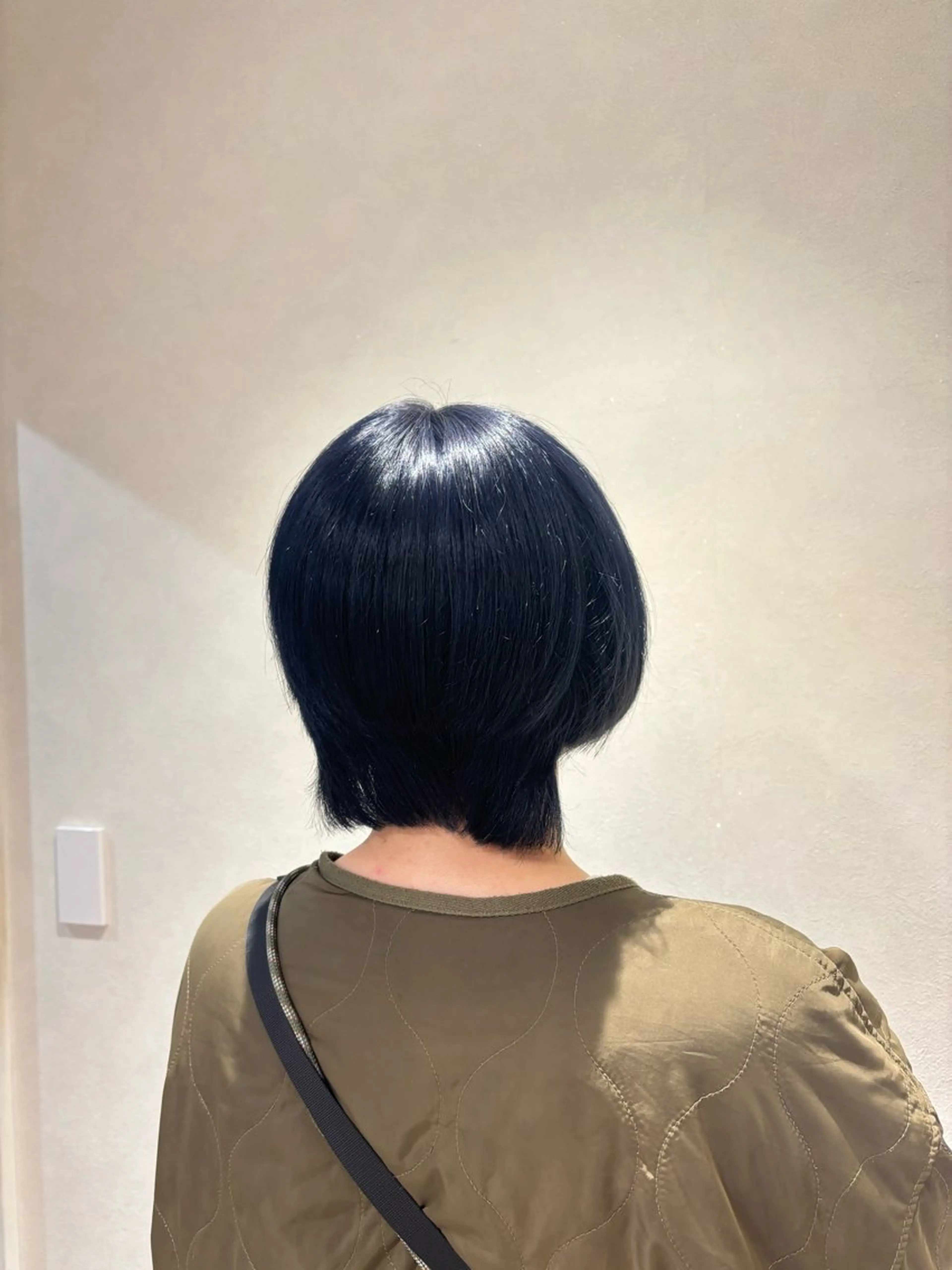 ショート カラー ブリーチ ケアブリーチ トリートメント universe Mizuki🎀のヘアスタイル