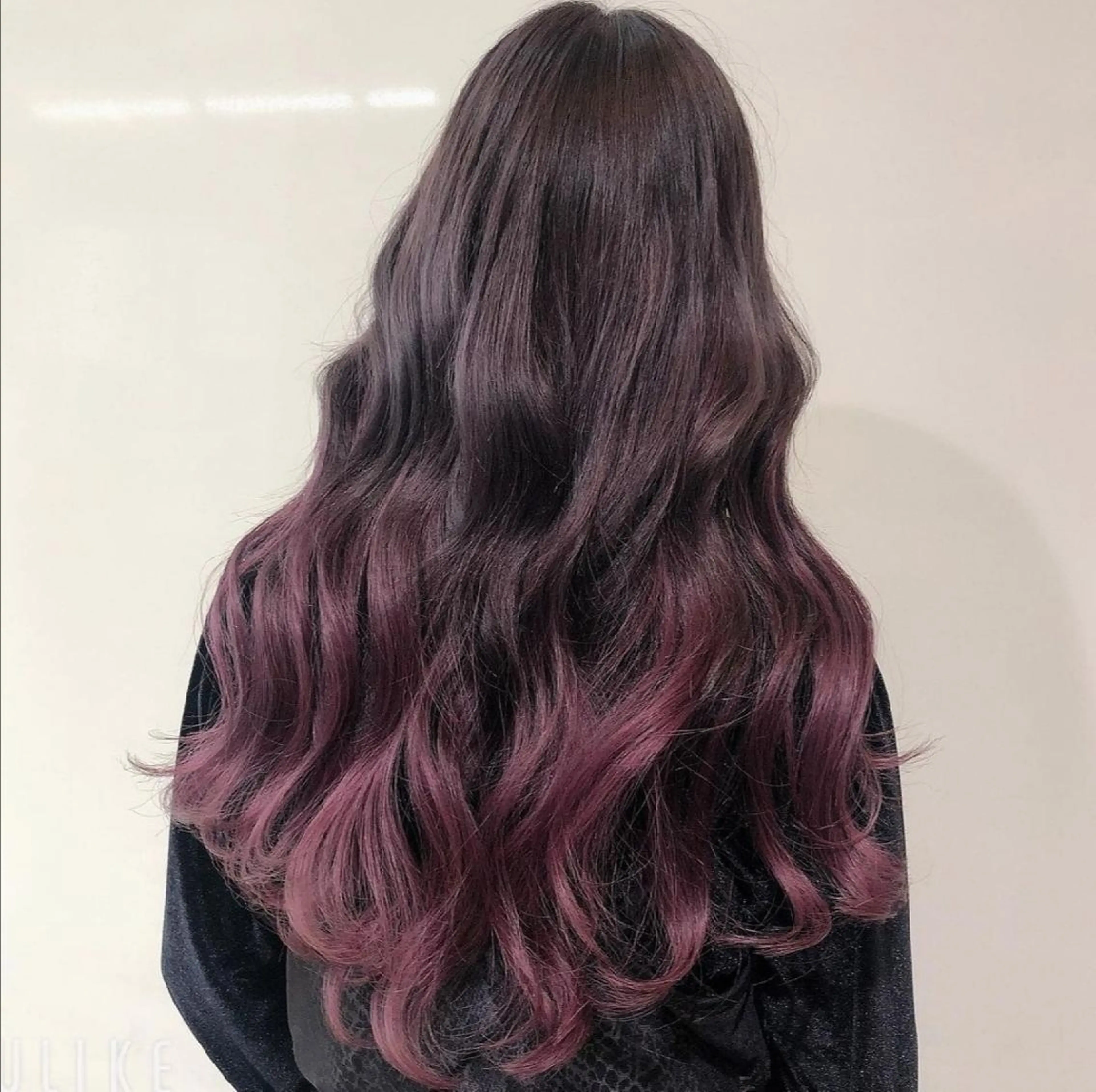 ロング カラー グラデーションカラー エクステ B.Chance所属・大友 琴羽のヘアスタイル