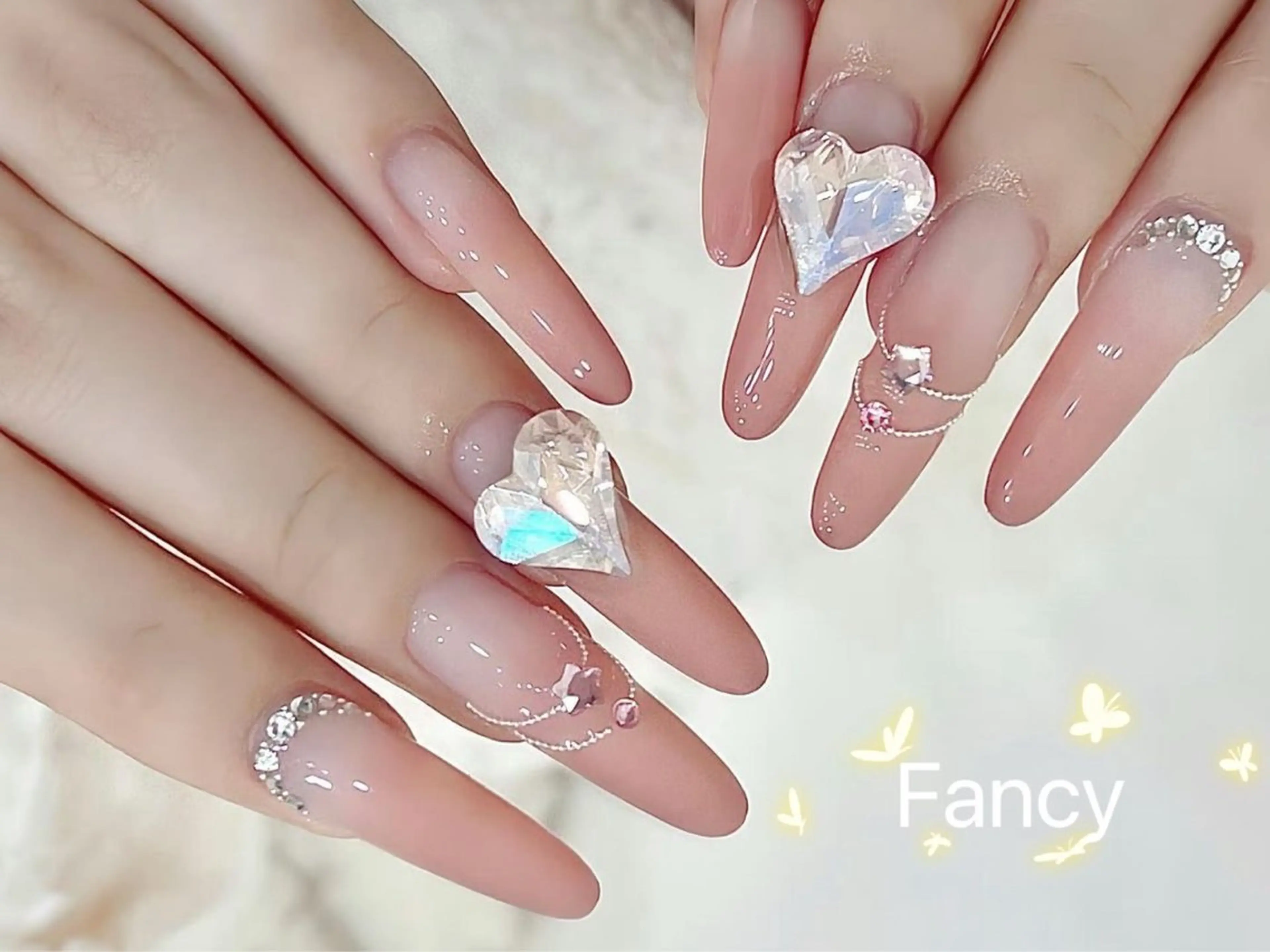 ネイル Fancy Nailsalonのネイルデザイン