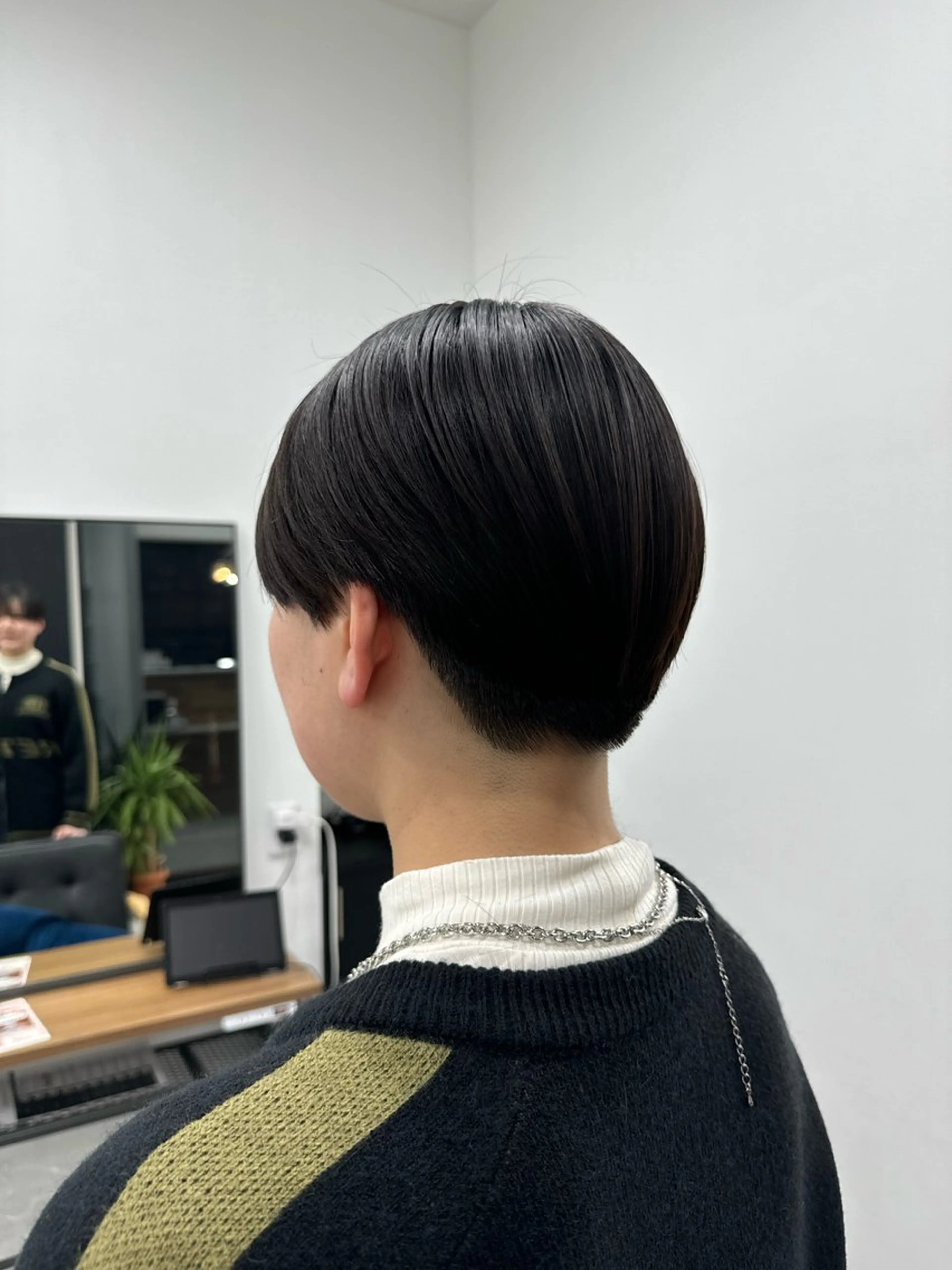 ショート 𝘀𝗮𝗲/柏の葉 / パーマモデルのヘアスタイル