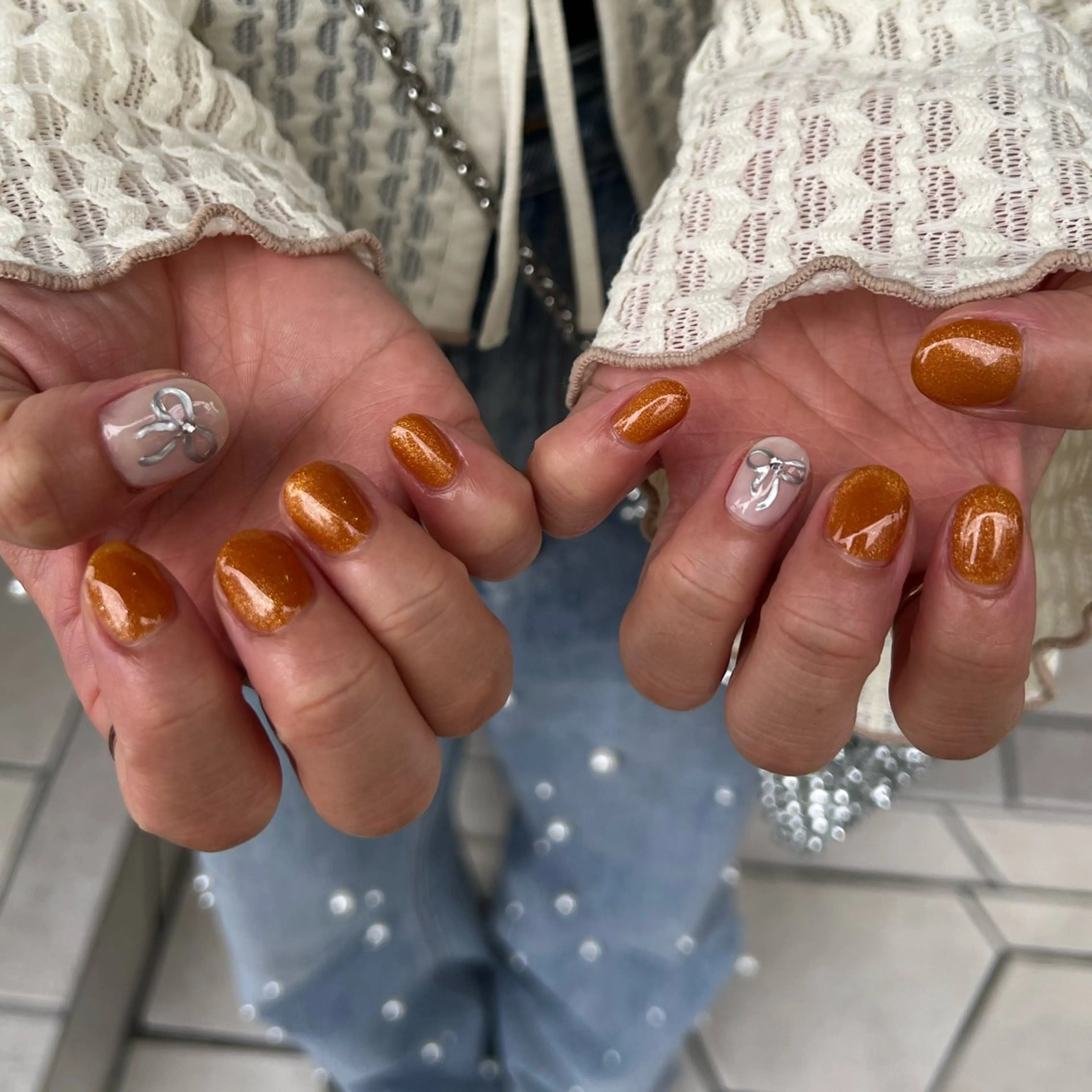 ネイル マグネットネイル リボン Rommy Arisaのネイルデザイン