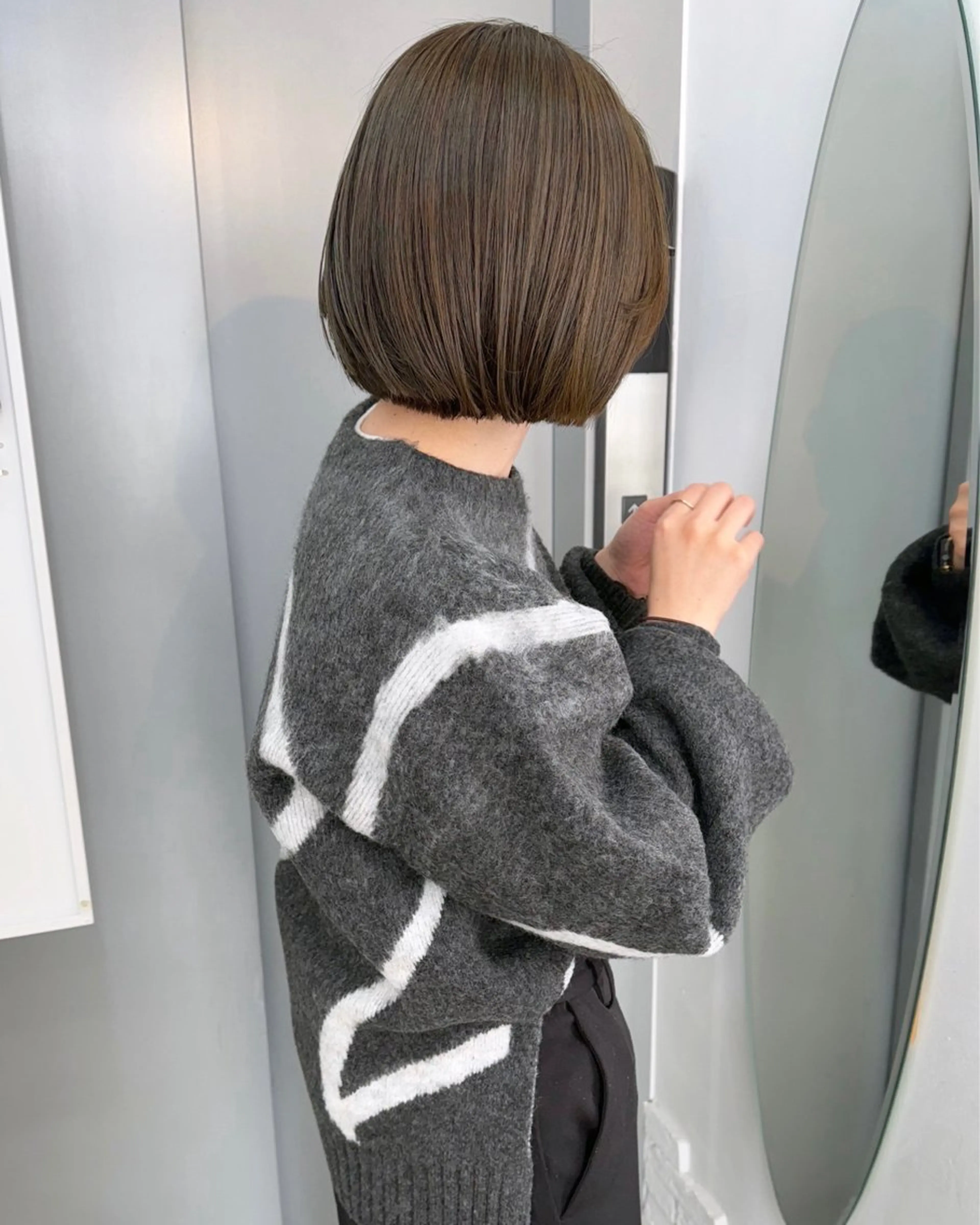 ショート カラー グレージュ オリーブグレージュ オリーブグレー ボブ トリートメント カット ヘアカラー トリートメント あおやぎ ななのヘアスタイル