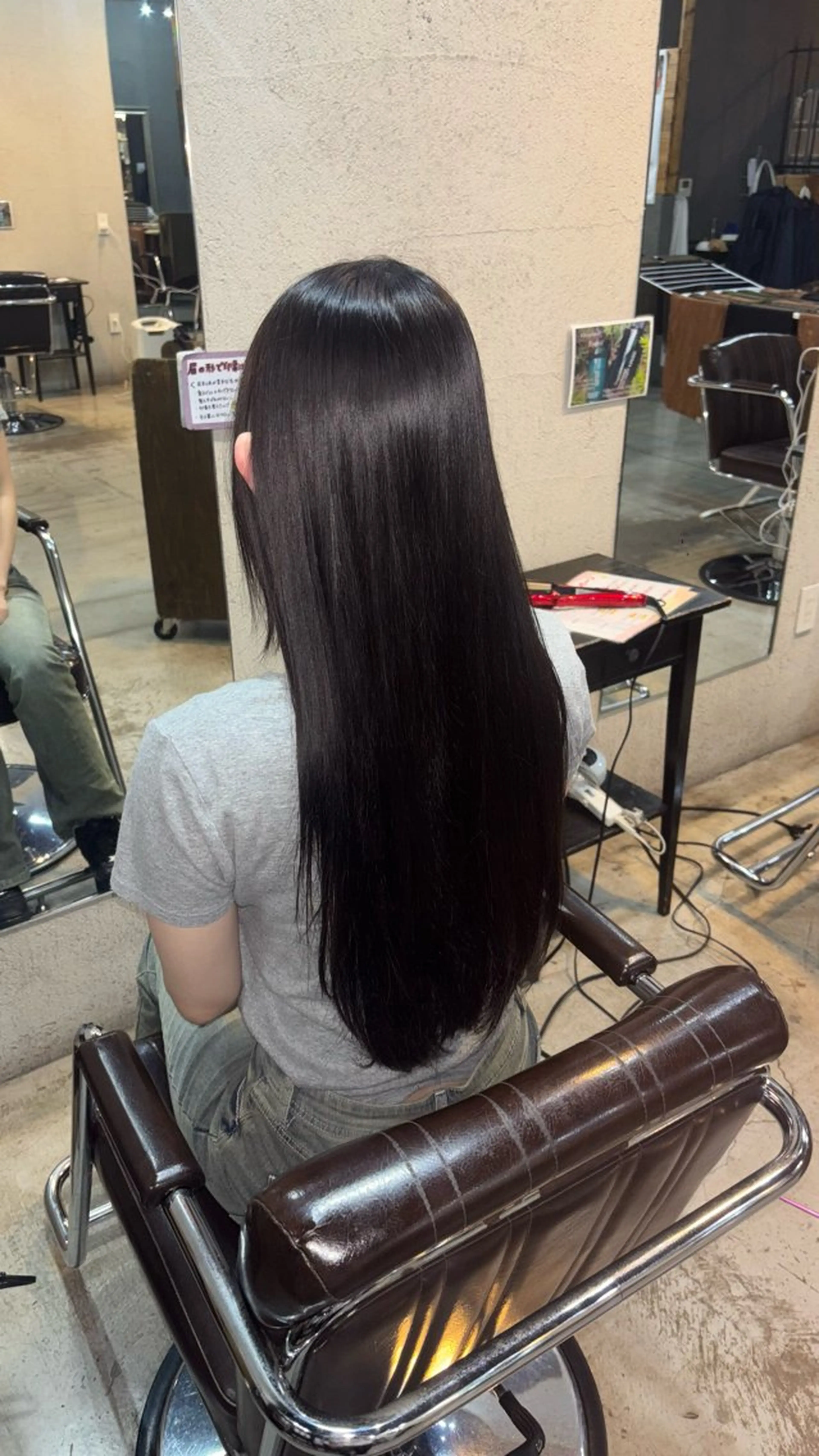 ロング カラー ブラウンカラー ヘアカラー 小池 かなこのヘアスタイル