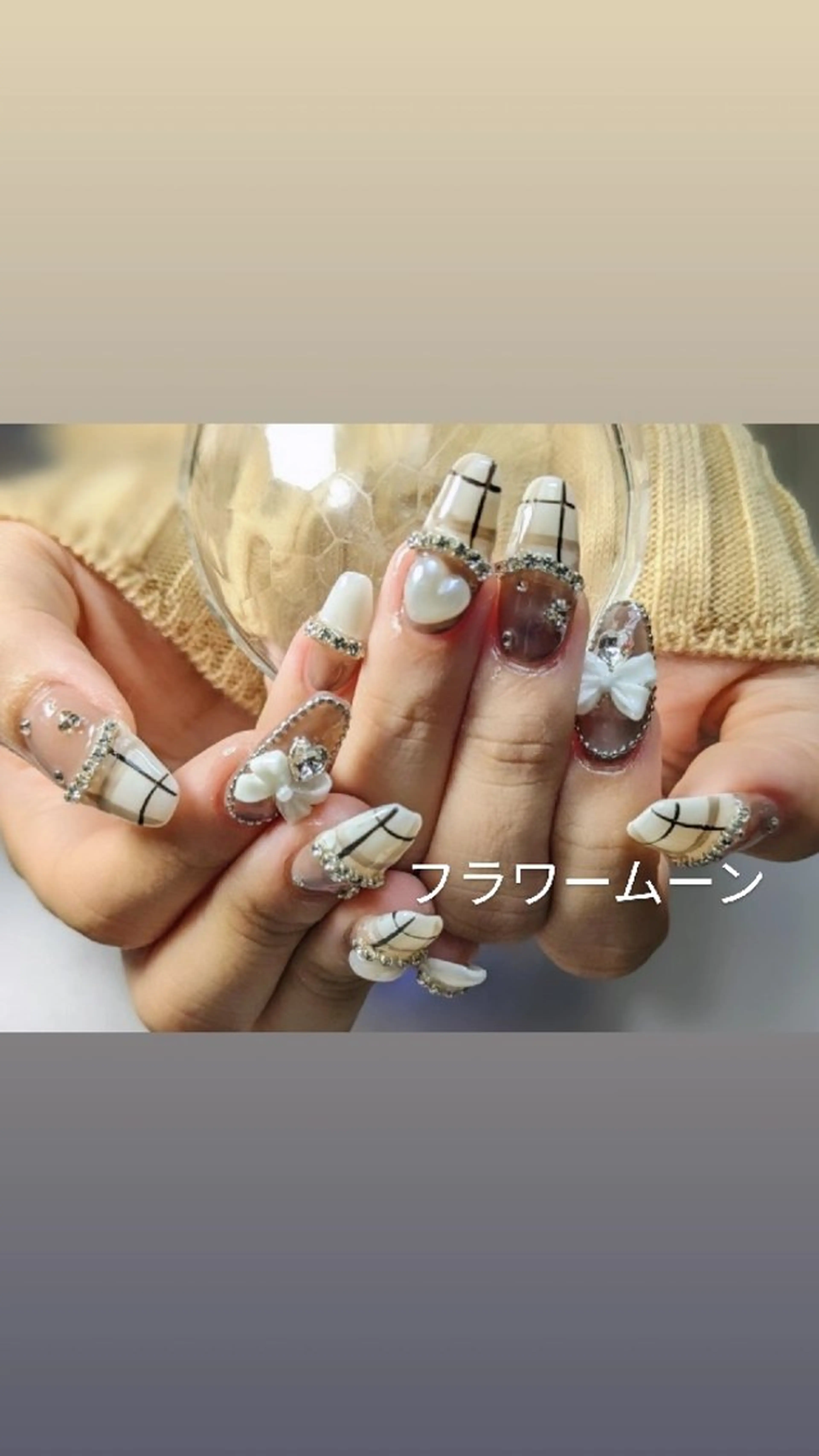 ネイル ストーンネイル ハンドネイル ハンドケア フラワー ムーンのネイルデザイン