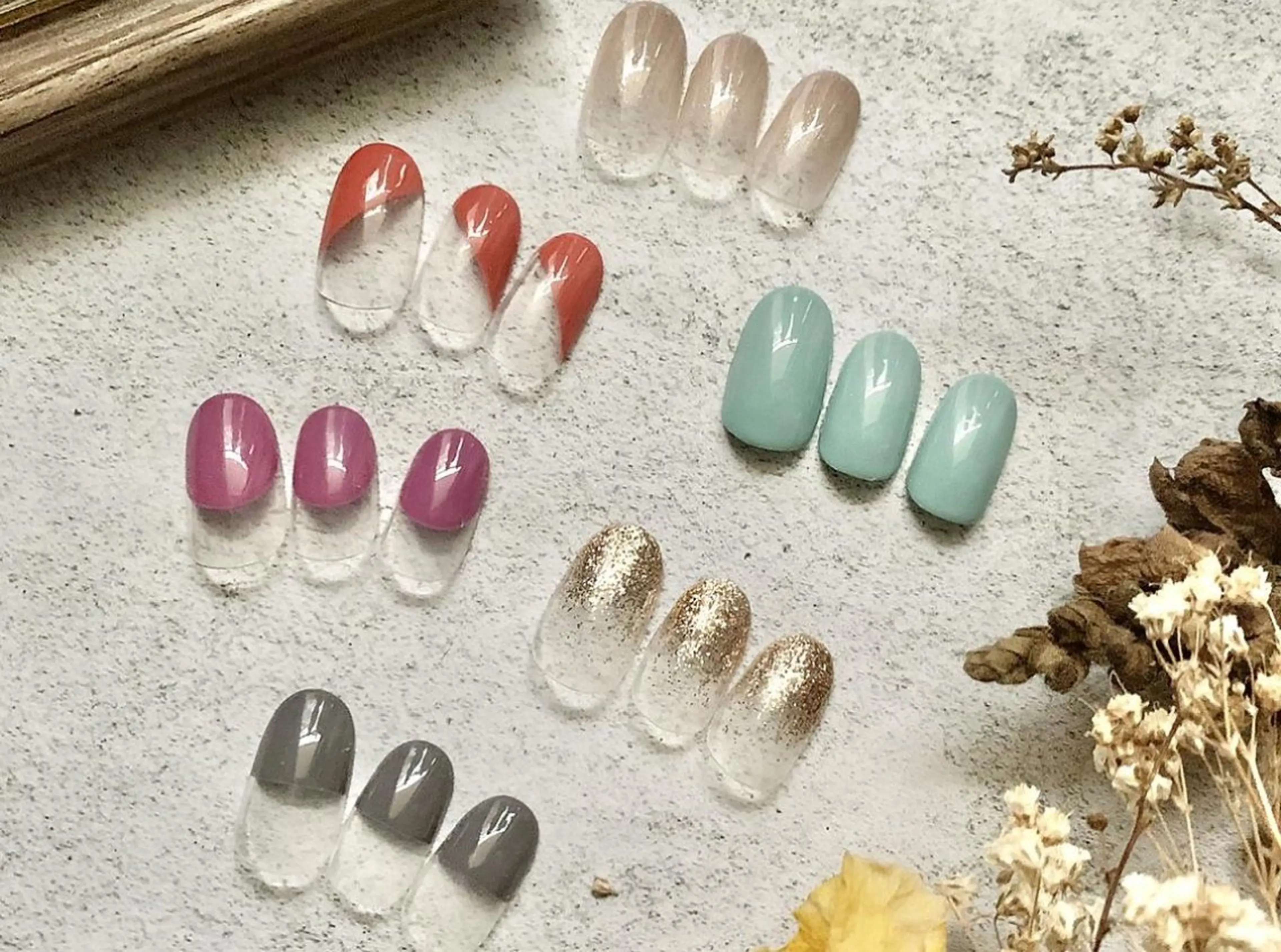 ネイル シンプルネイル フットネイル Bianca🌼 Aokiのネイルデザイン