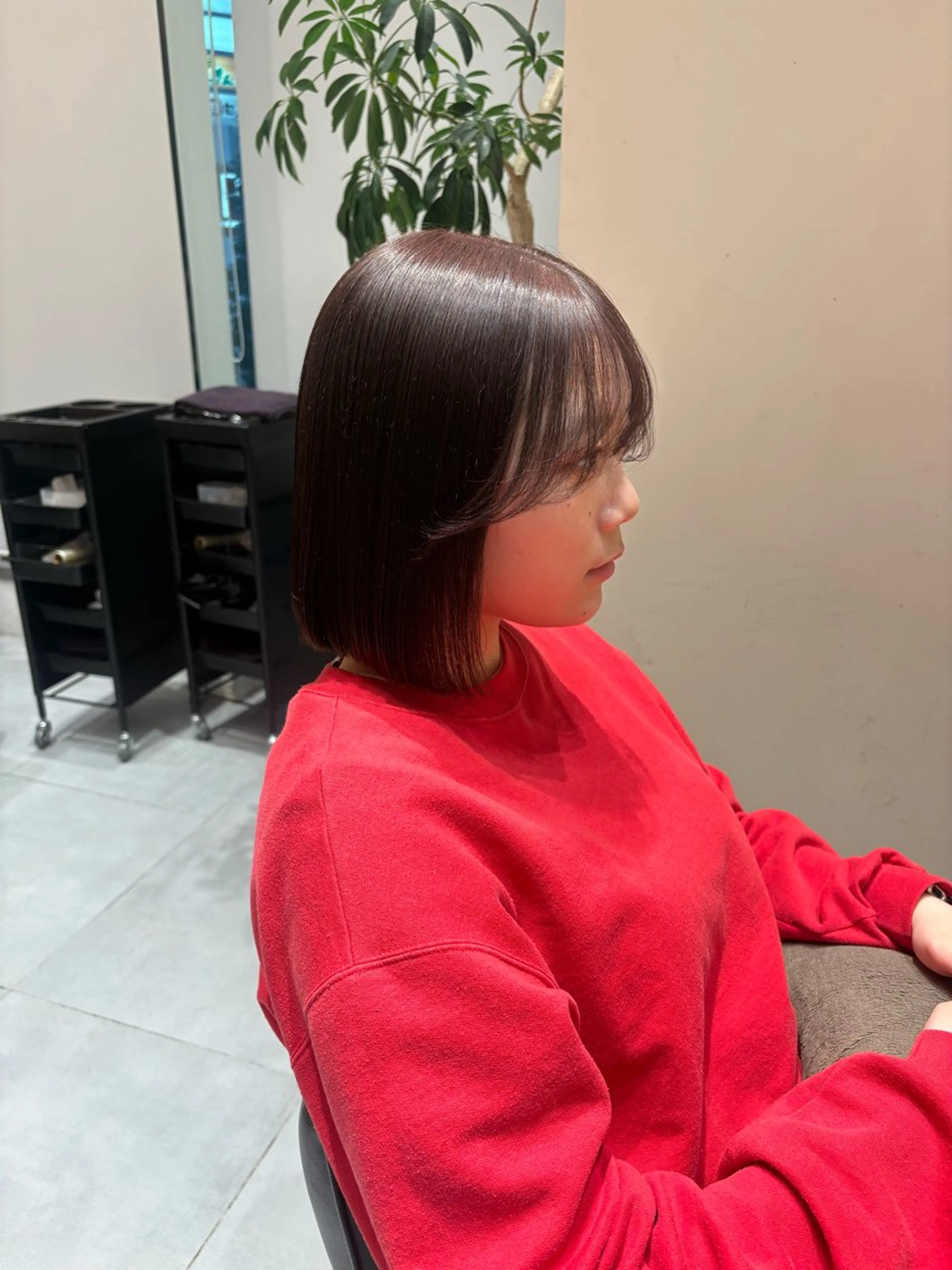 ミディアム ボブ カット トリートメント ヘッドスパ ヘアセット ショートパーマ/ ハイトーン🪼風香のヘアスタイル
