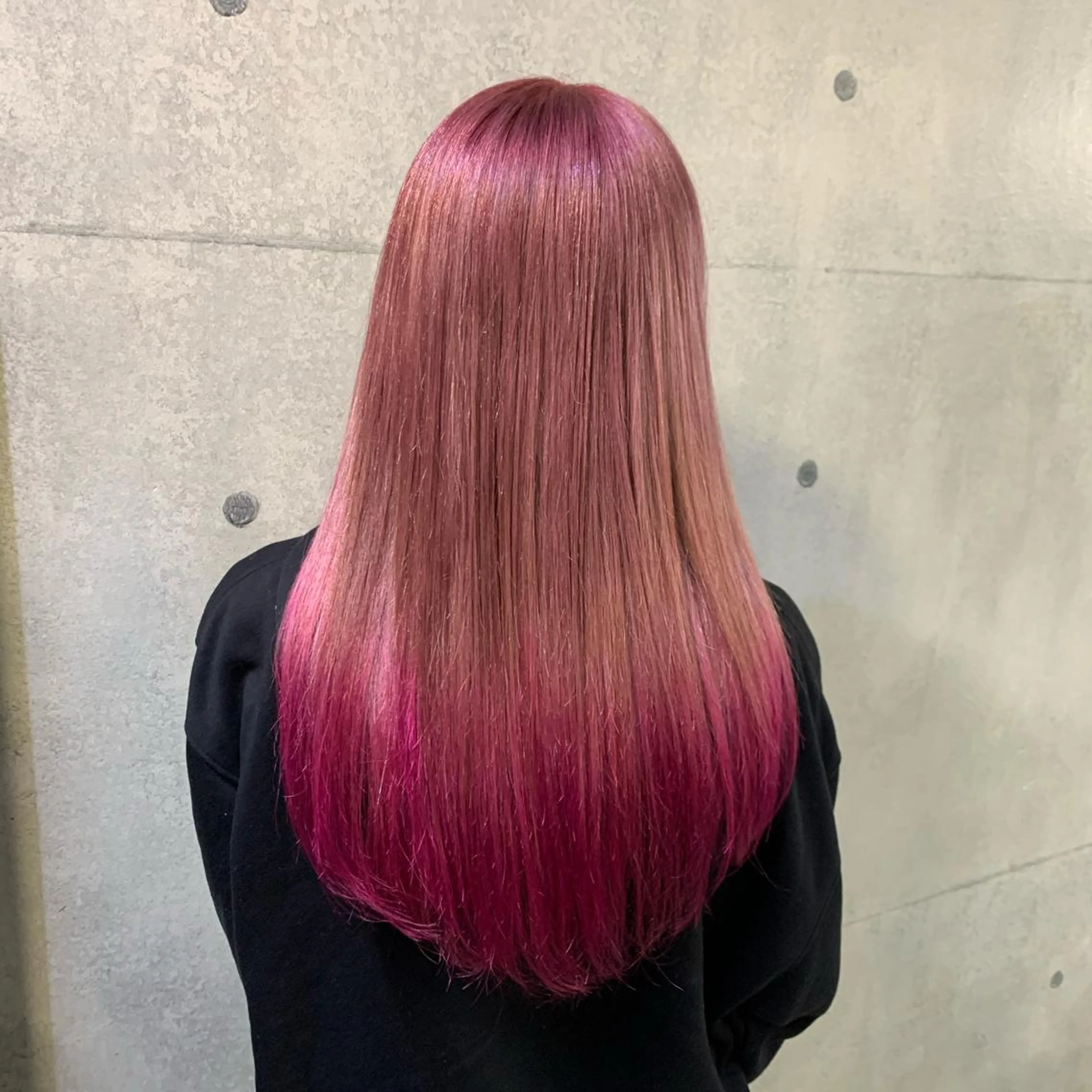 ロング カラー ヘアカラー 及川シゲル 髪質改善講師のヘアスタイル