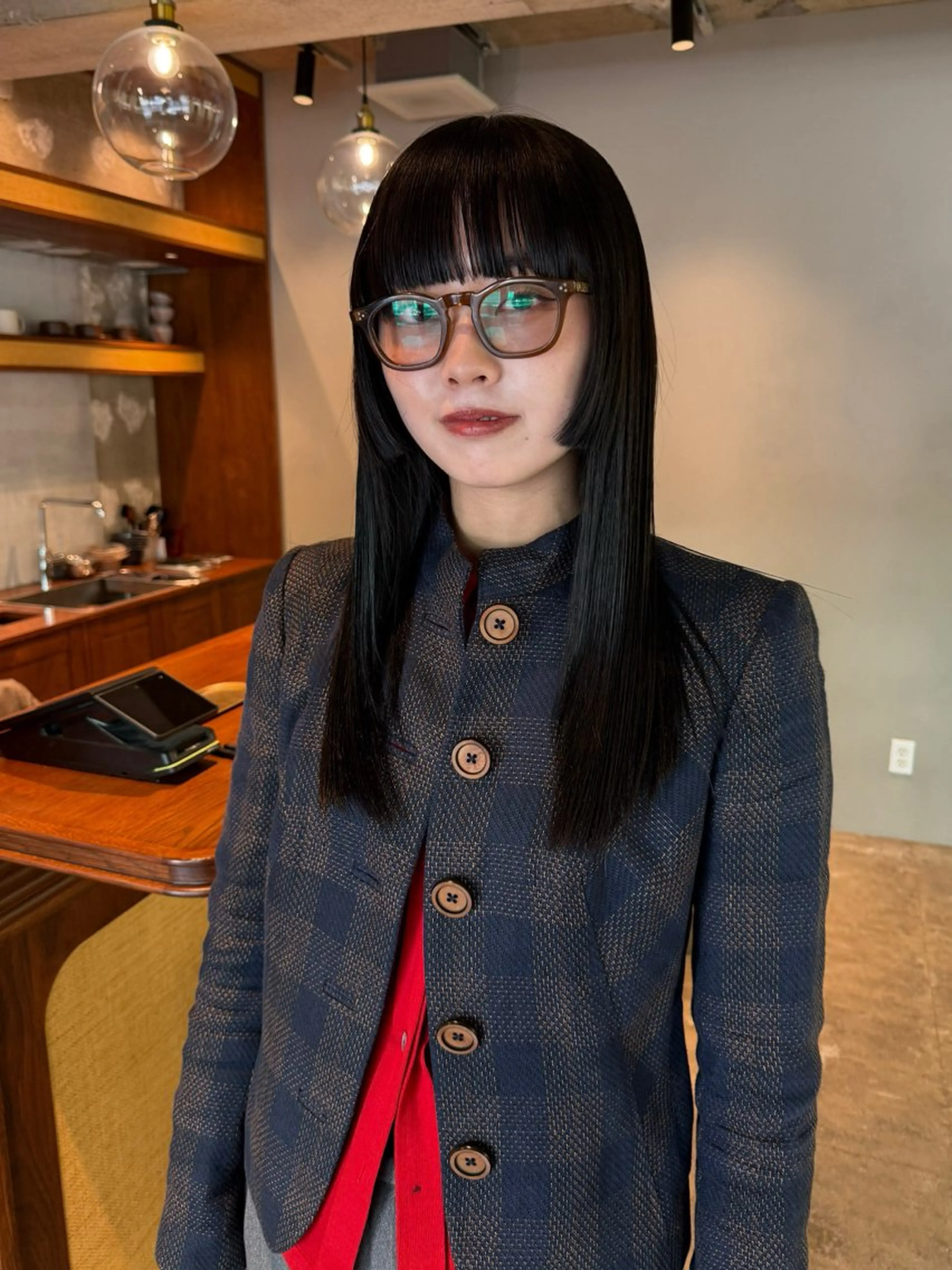 セミロング カラー カット ヘアカラー トリートメント ヘッドスパ ヘアセット ere 代々木公園所属・みほ/ニュアンス/ モード/艶カラーのヘアスタイル