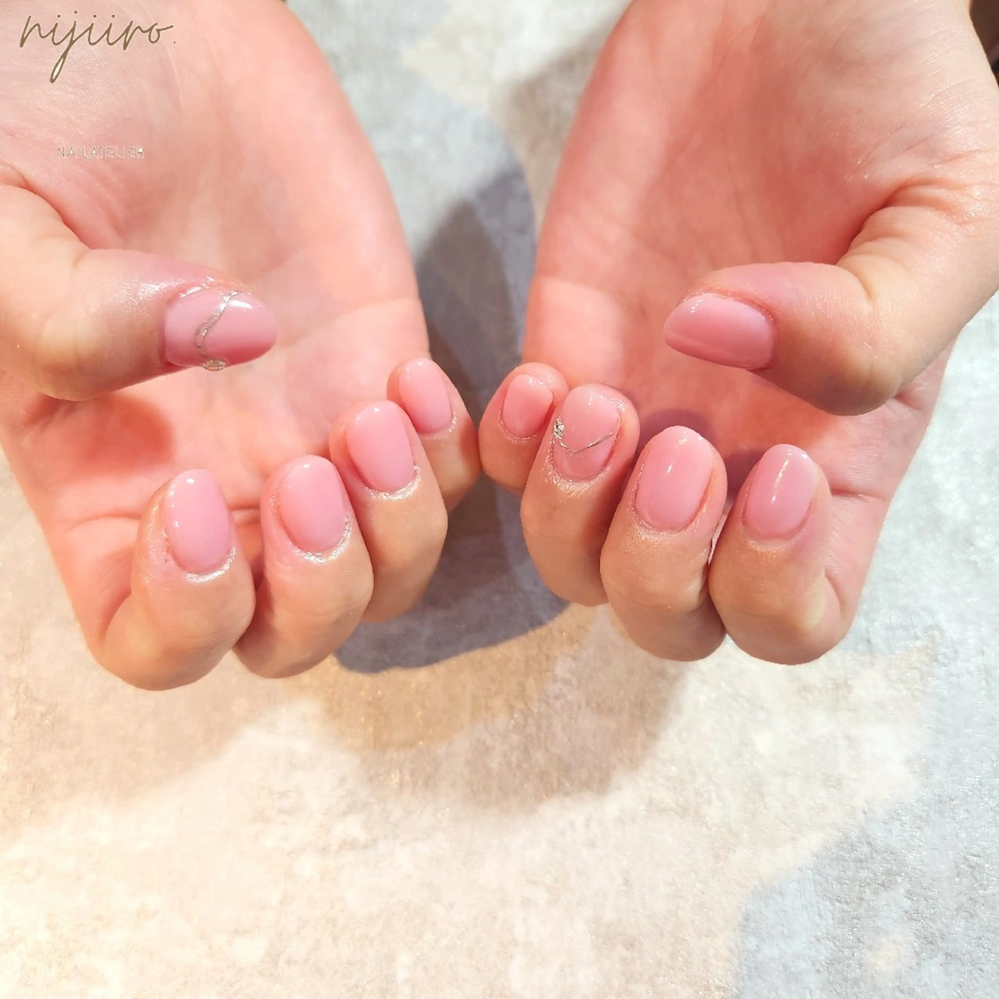 ネイル ハンドネイル nailatelier nijiiro.所属・nijiiro🌈 サトウのネイルデザイン