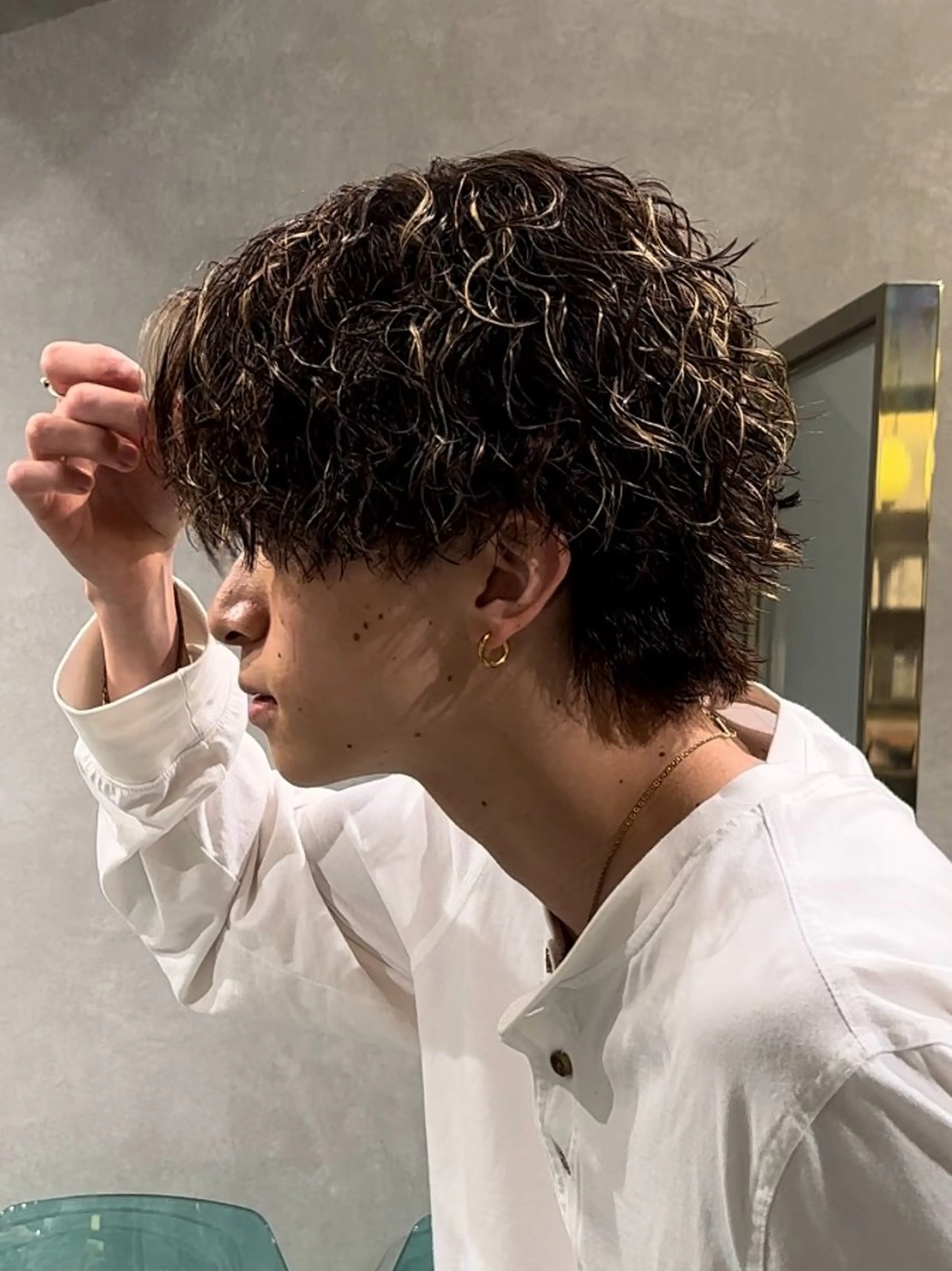メンズ メンズハイライト メンズパーマ カット ヘアカラー パーマ メンズパーマ特化🥇 フェザーパーマ/紘夢のヘアスタイル