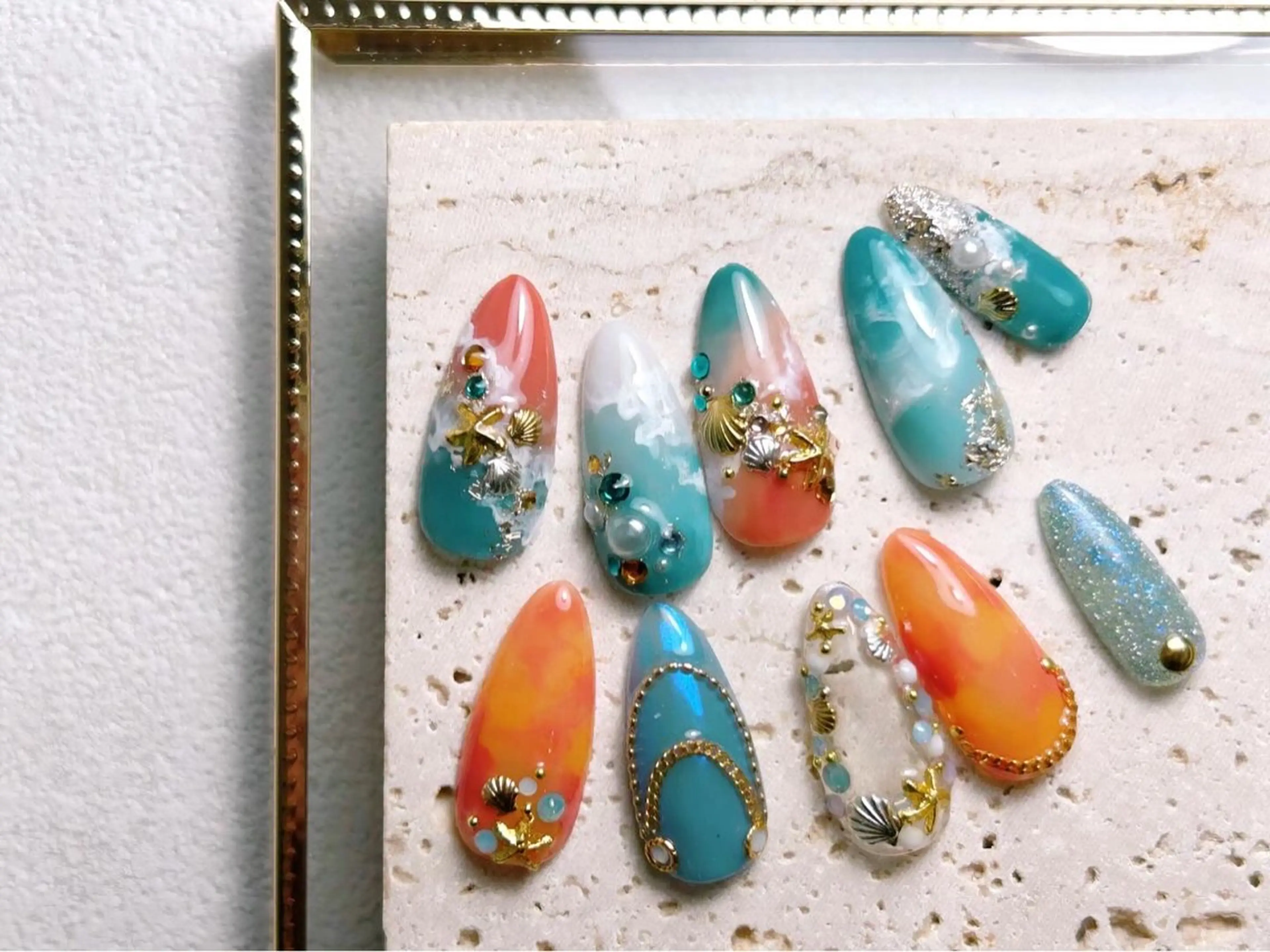 ネイル ハンドネイル Re Pearl～コーディネートサロン～ 市駅前店所属・兵頭 なるみのネイルデザイン