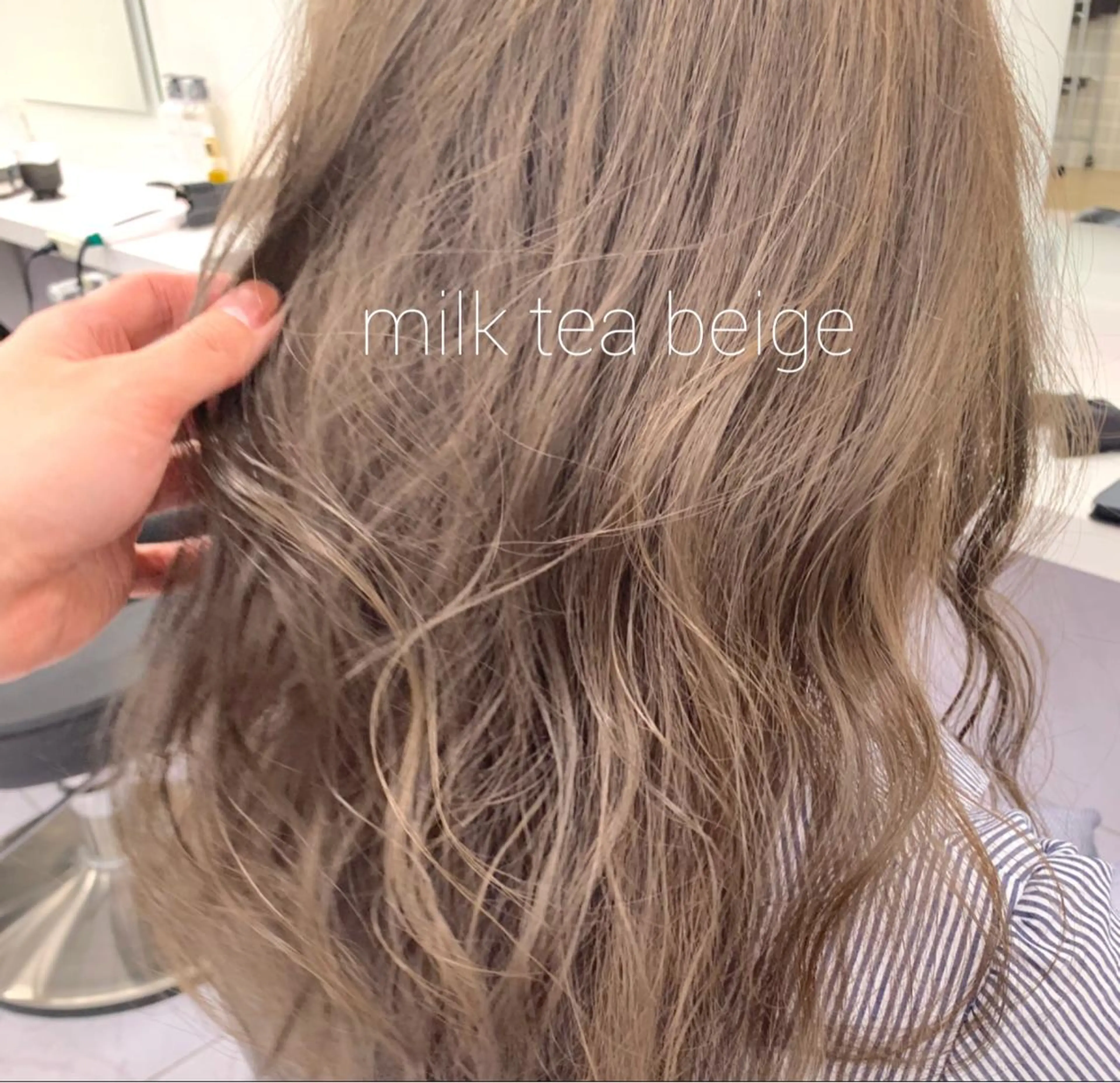 ミディアム カラー ベージュカラー ミルクティーベージュ ヘアカラー ヘアセット 柔らかbeige モトキのヘアスタイル