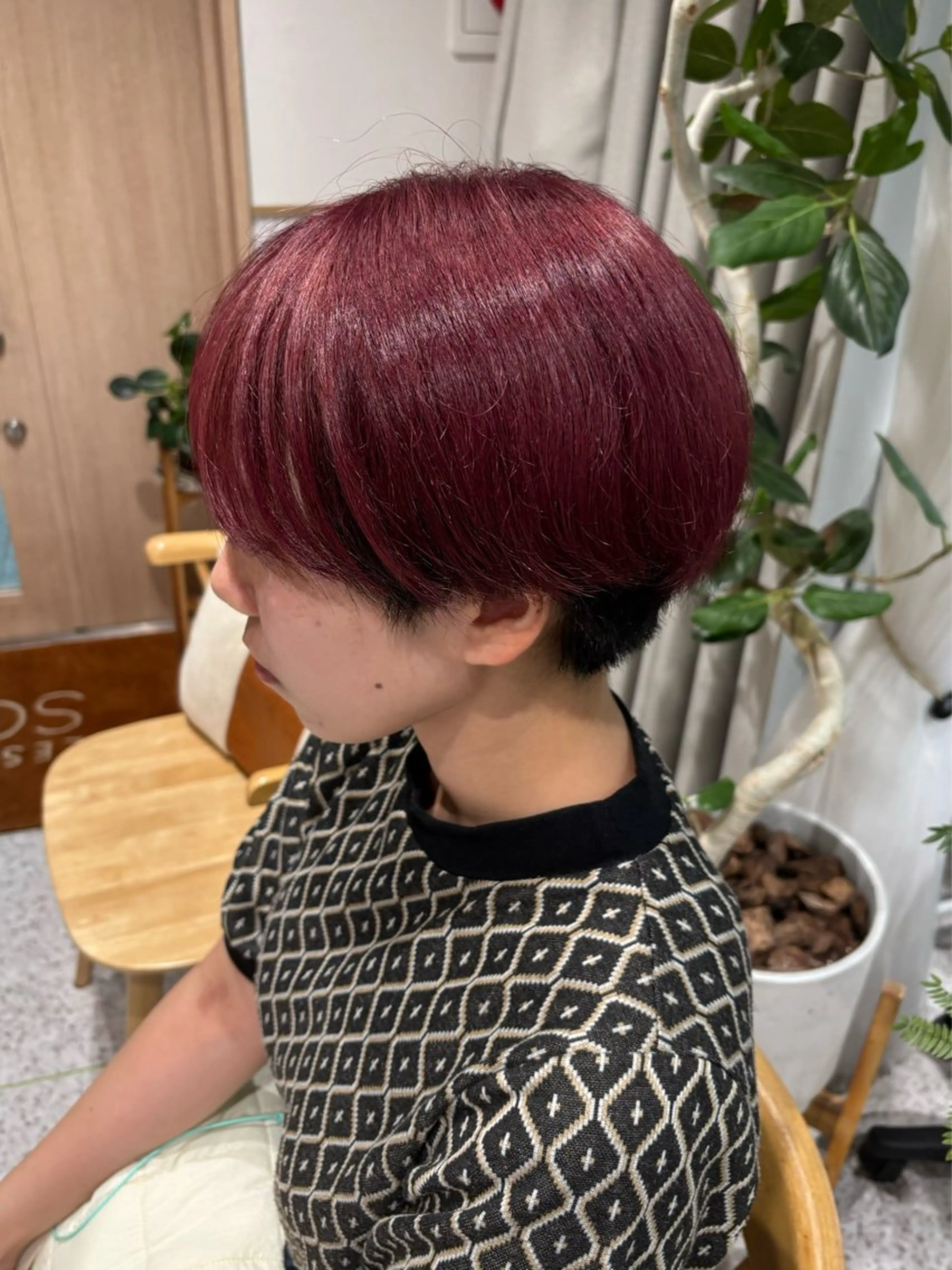 ショート カラー ダブルカラー イヤリングカラー ハイライトカラー ハイトーンカラー インナーカラー ヘアカラー 暖色カラー/ パリジェンヌ💟みくのヘアスタイル