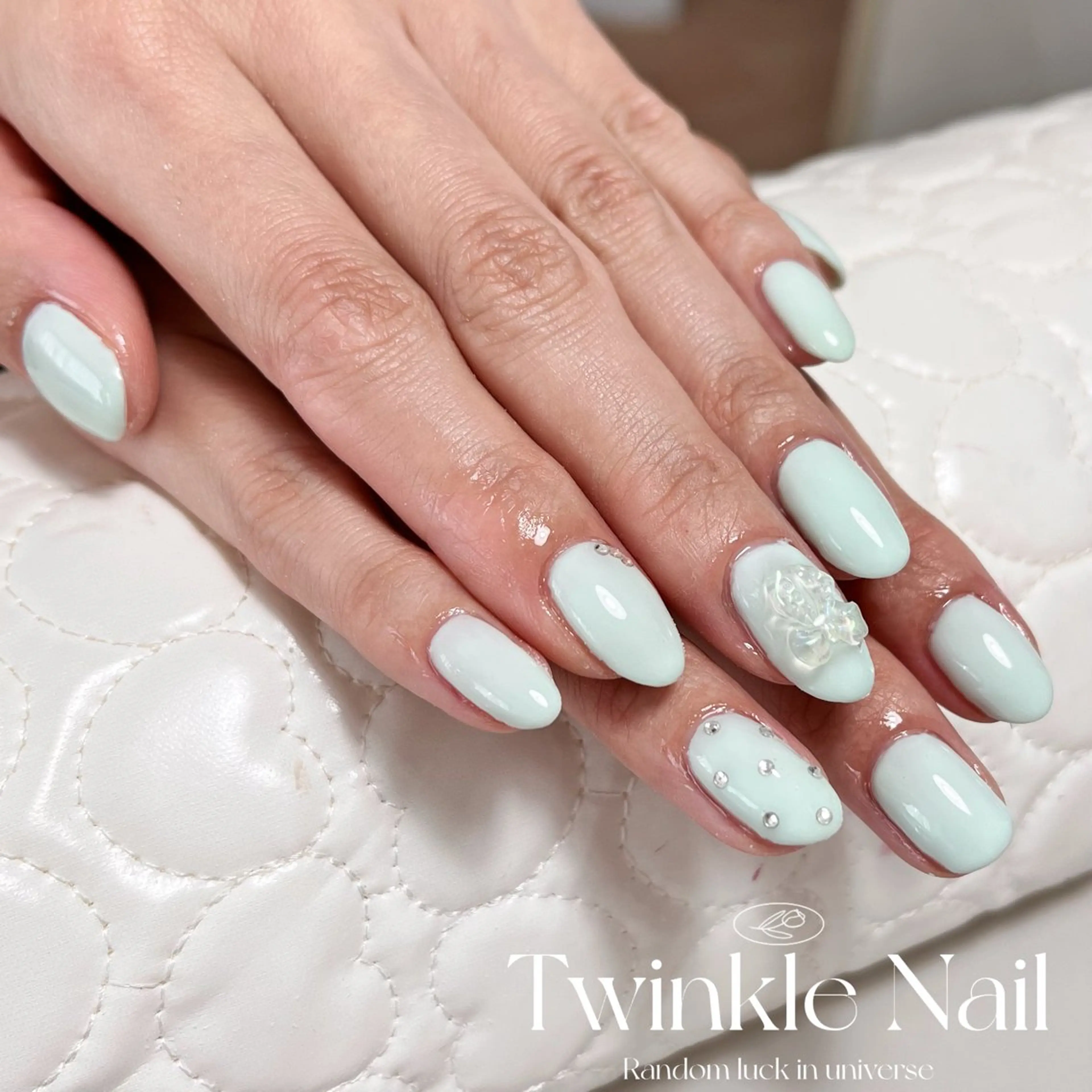 ネイル ガーリー キラキラネイル シンプルネイル Twinkle Nail Kuboのネイルデザイン